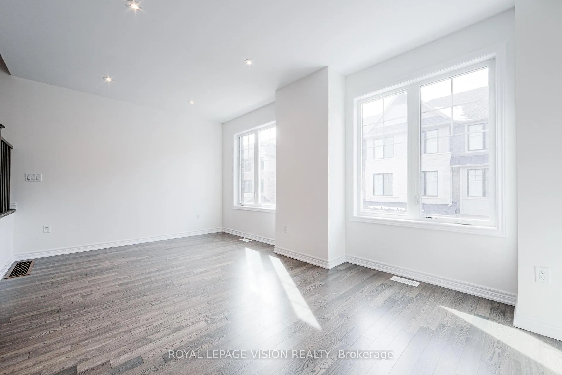 Photo 19 of 51 Folcroft Street, Brampton, Credit Valley — HOMEH