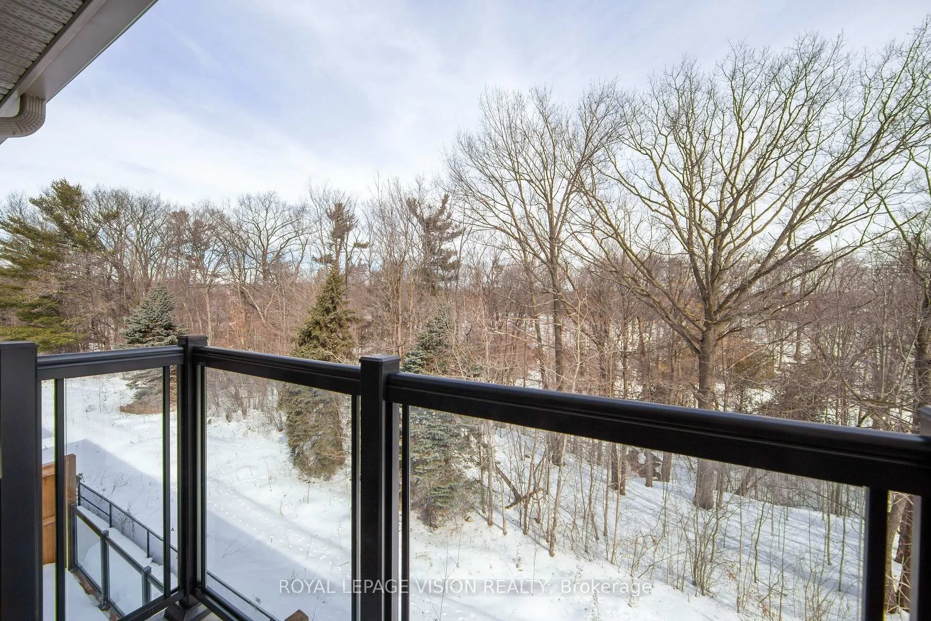 Photo 29 of 51 Folcroft Street, Brampton, Credit Valley — HOMEH