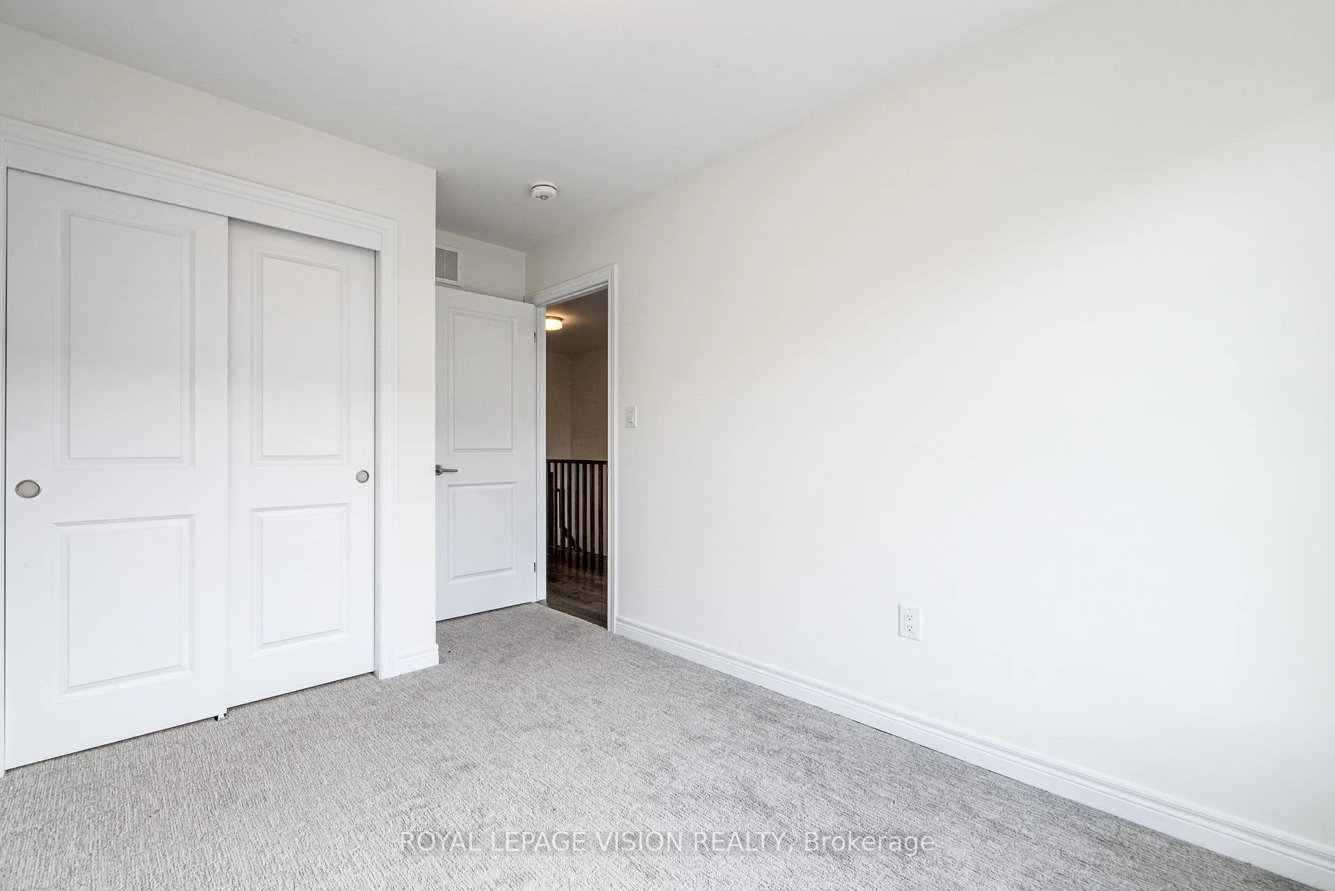 Photo 35 of 51 Folcroft Street, Brampton, Credit Valley — HOMEH