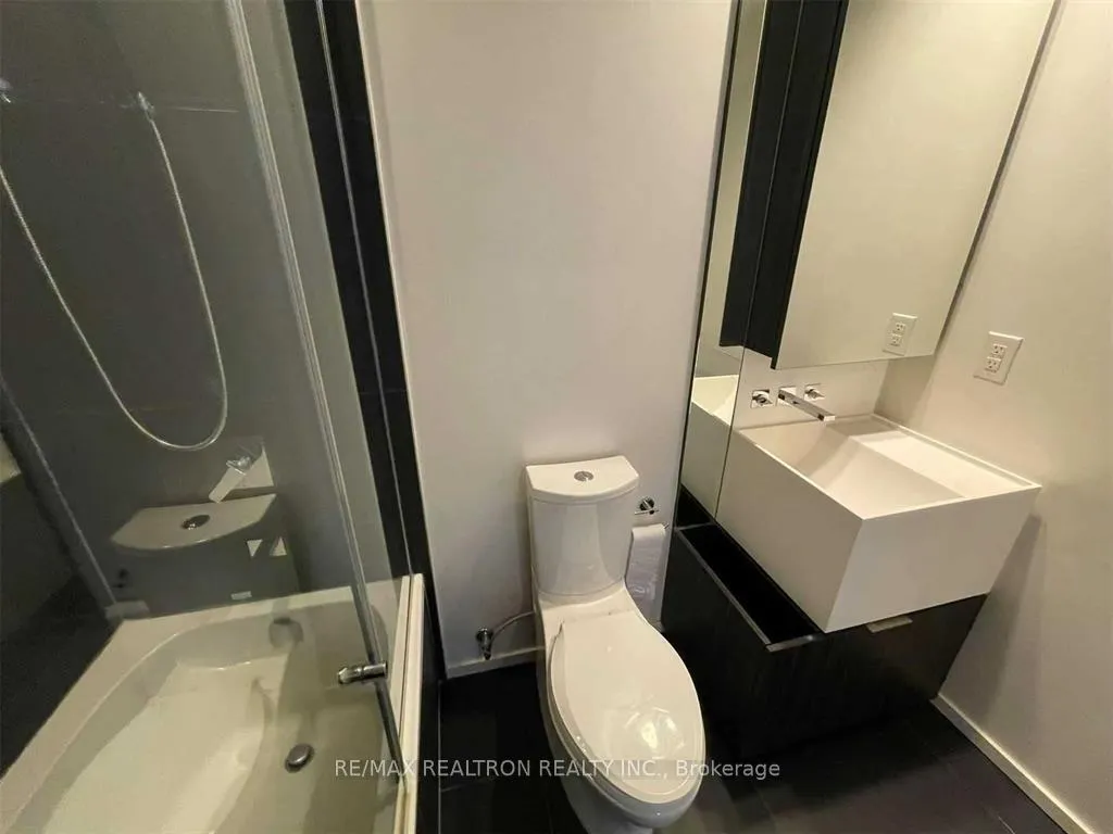 Photo 16 of Unit 1311, 1 Bloor Street E, Toronto, Church-Yonge Corridor — HOMEH