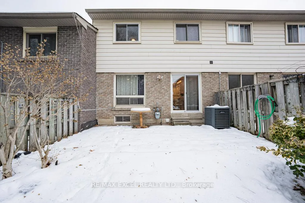 Photo 27 of 15 Knightsbridge Way, Markham, Markham Village — HOMEH