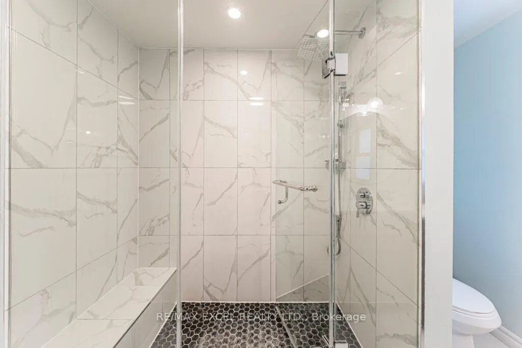 Photo 31 of 15 Knightsbridge Way, Markham, Markham Village — HOMEH