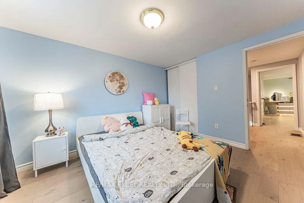 Photo 38 of 15 Knightsbridge Way, Markham, Markham Village — HOMEH