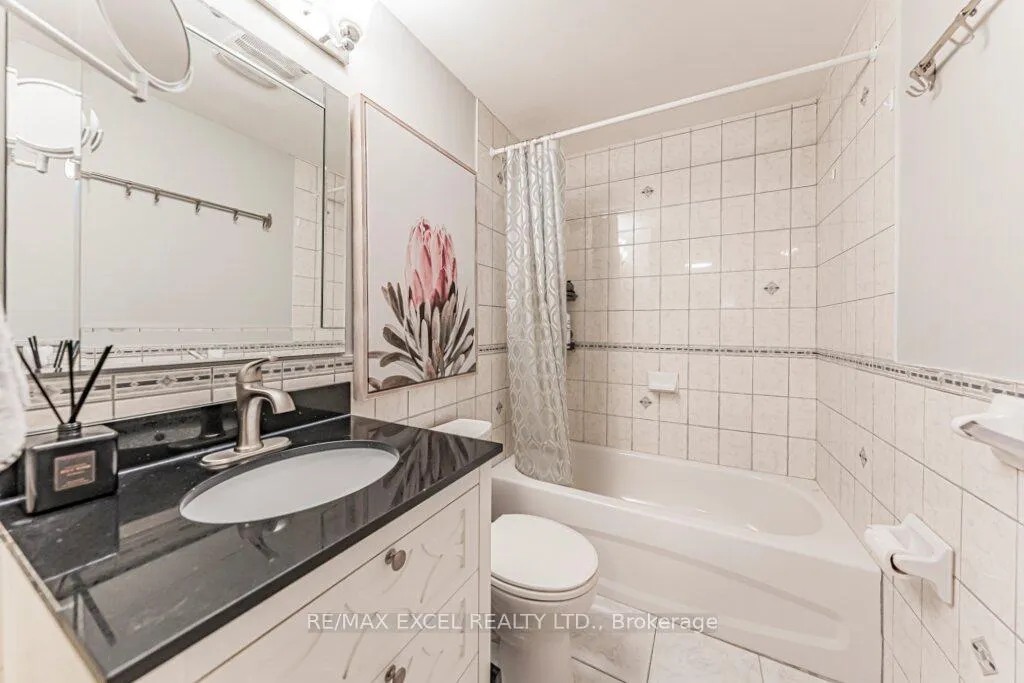 Photo 39 of 15 Knightsbridge Way, Markham, Markham Village — HOMEH