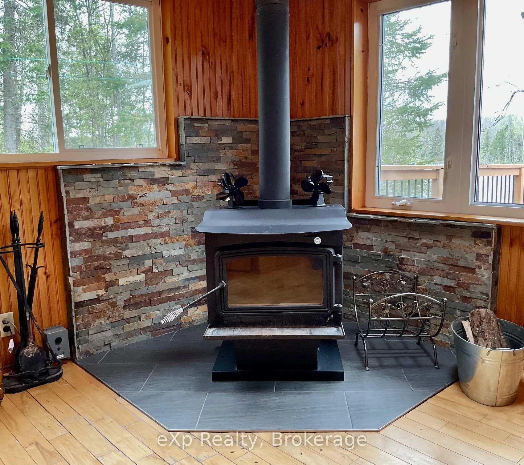 Photo 5 of 19 Valley Drive, Parry Sound Remote Area, Golden Valley — HOMEH