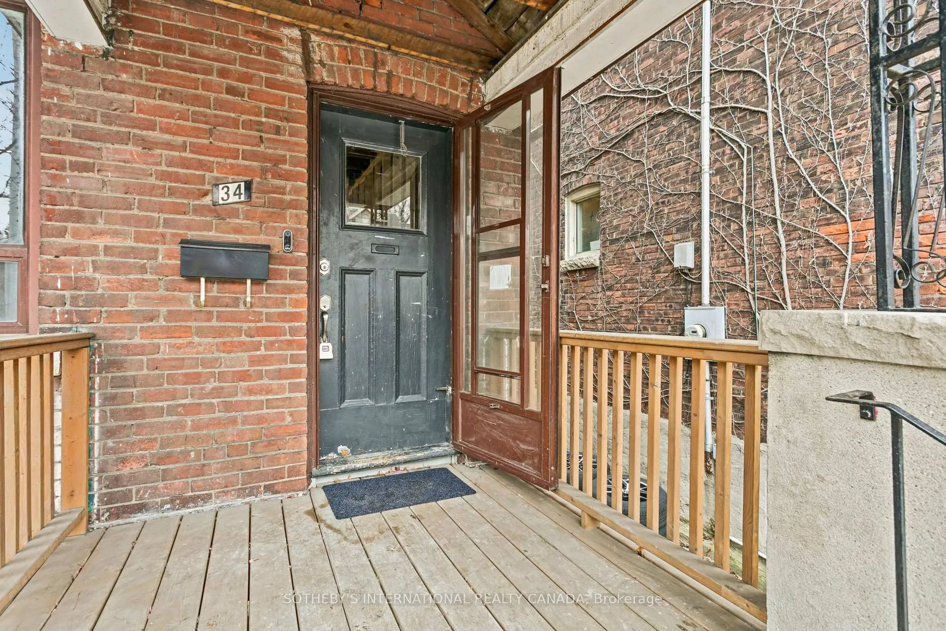 Photo 3 of 34 Indian Road, Toronto, High Park-Swansea — HOMEH