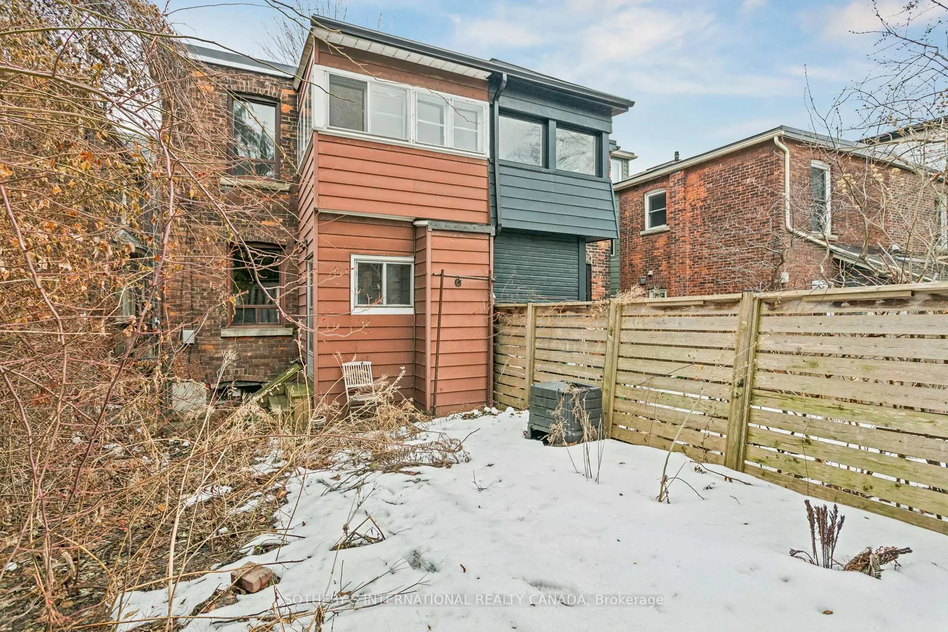 Photo 21 of 34 Indian Road, Toronto, High Park-Swansea — HOMEH