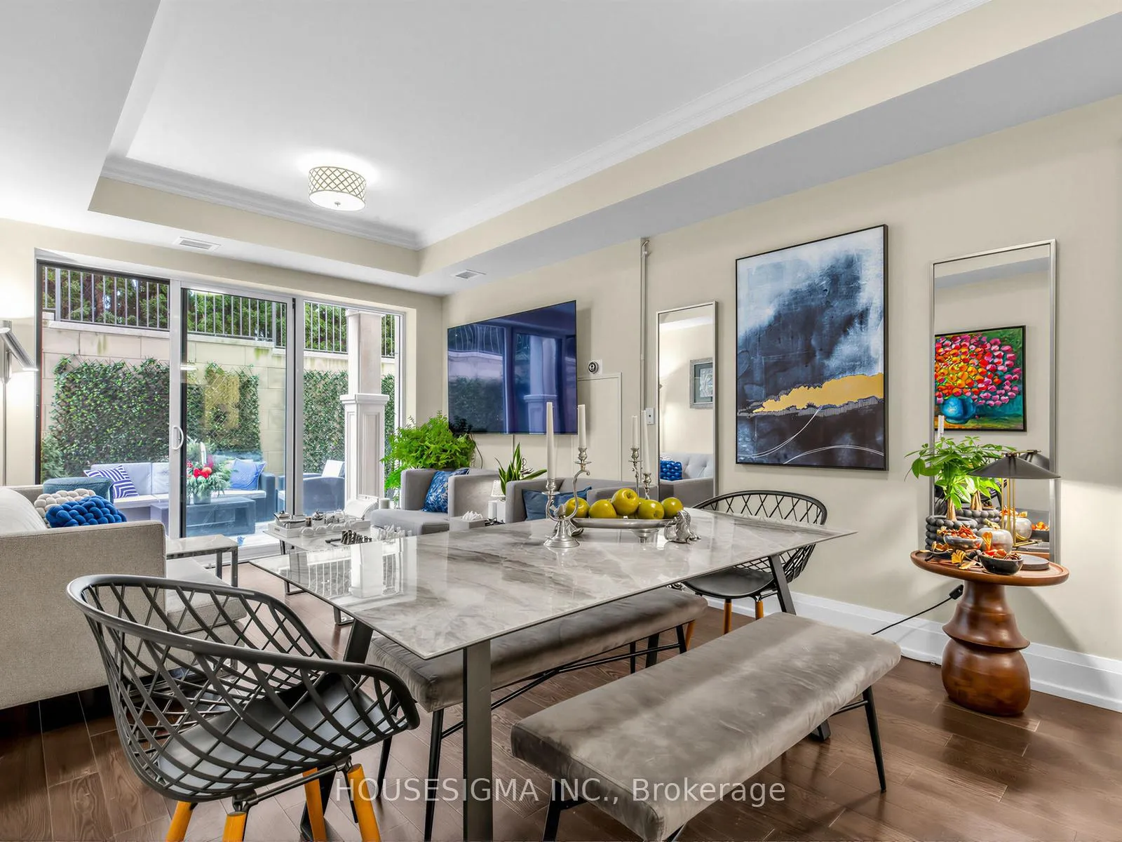 Photo 2 of Unit 413, 1888 Bayview Avenue, North York, Bridle Path-Sunnybrook-York Mills — HOMEH