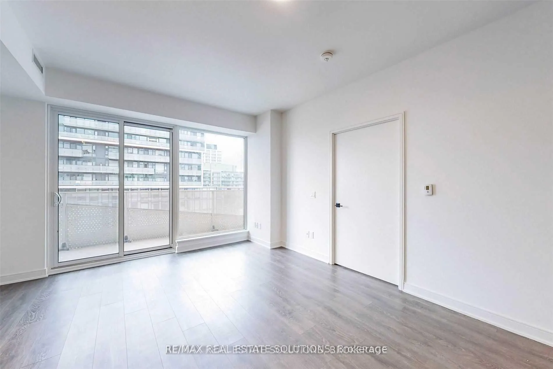 Photo 3 of Unit 608, 60 Tannery Road, Toronto, Waterfront Communities — HOMEH