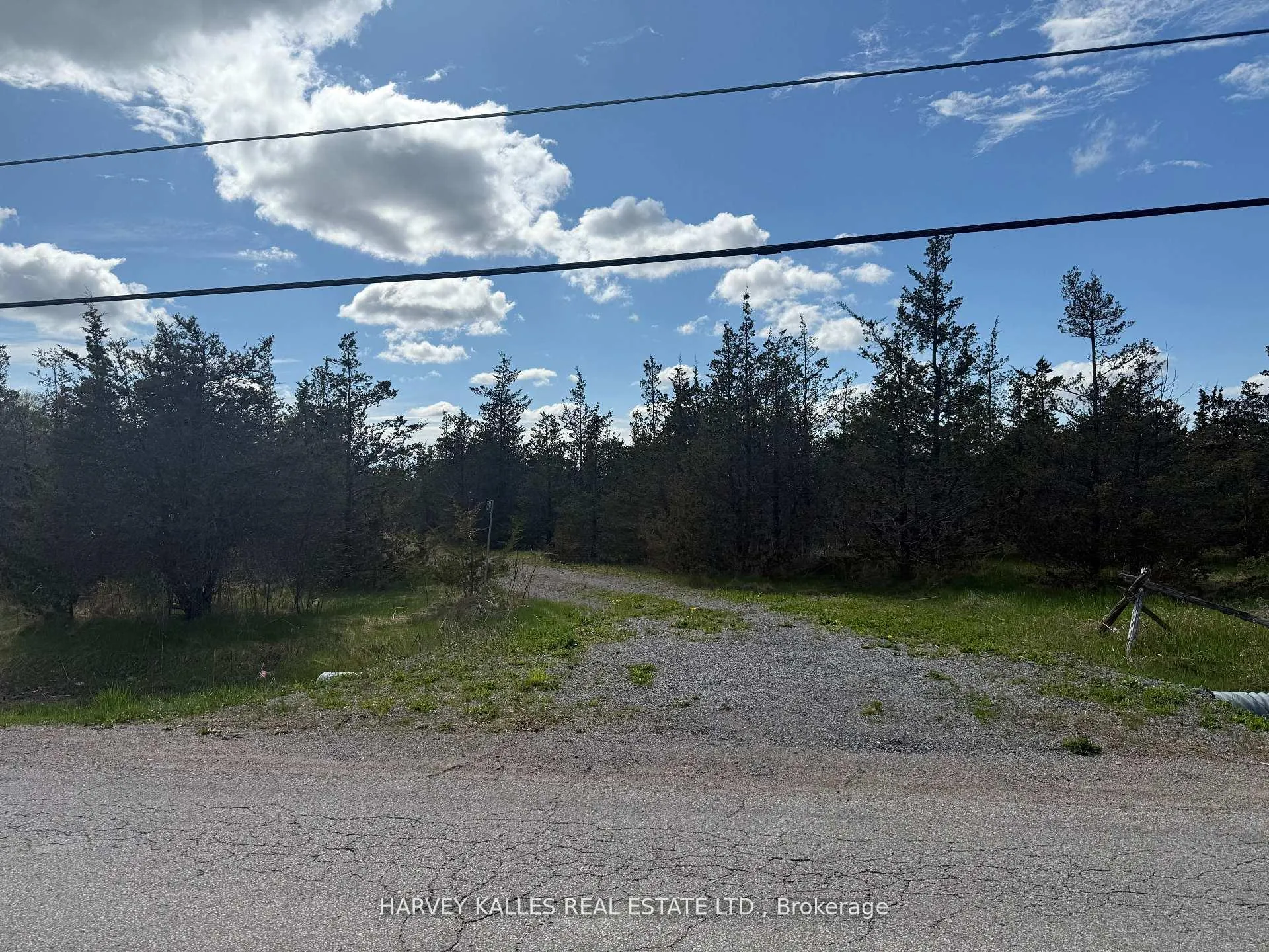 Photo 4 of 390 County Road 25, Prince Edward County, North Marysburg Ward — HOMEH
