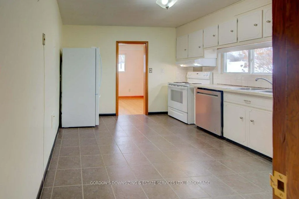 Photo 15 of 300 Old Quarry Road, Kingston, West of Sir John A. Blvd — HOMEH
