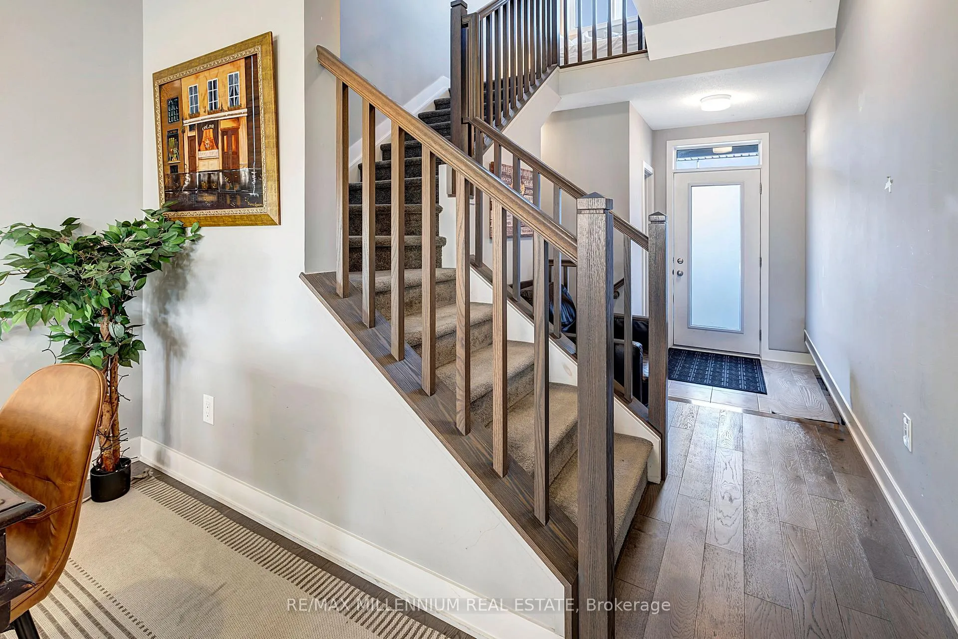 Photo 8 of 2070 Winsome Terrace, Ottawa, Fallingbrook/Gardenway South — HOMEH
