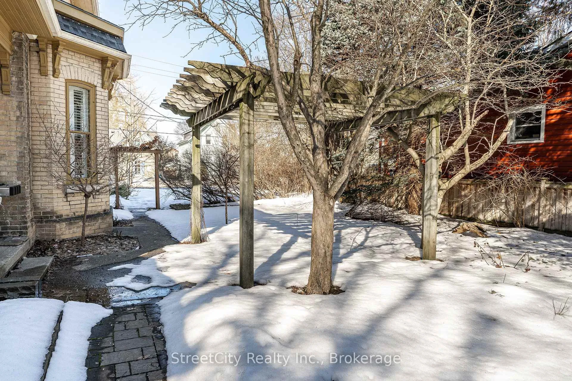 Photo 40 of 67 Douro Street, Stratford — HOMEH