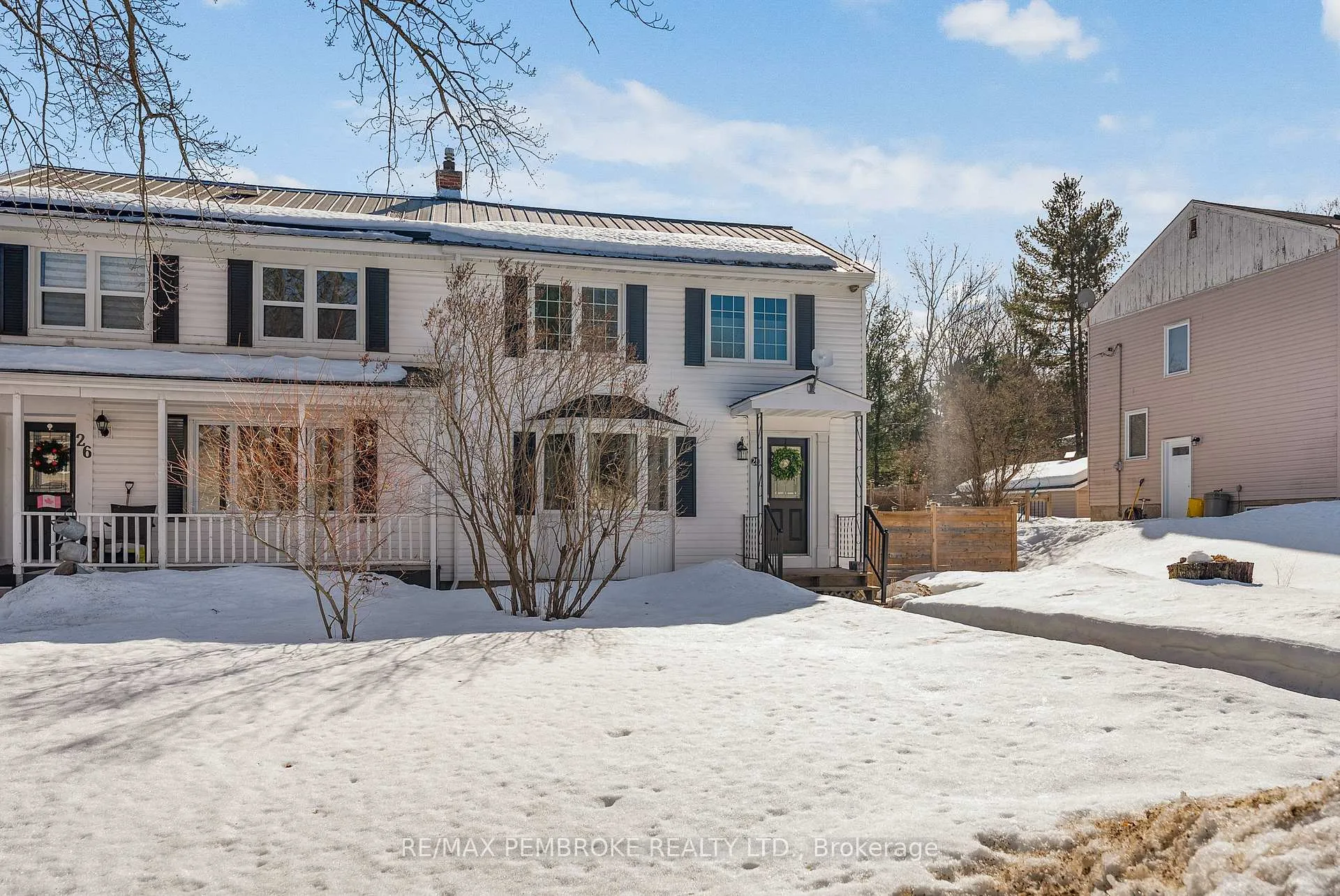 Photo 2 of 28 Le Caron Street, Deep River — HOMEH