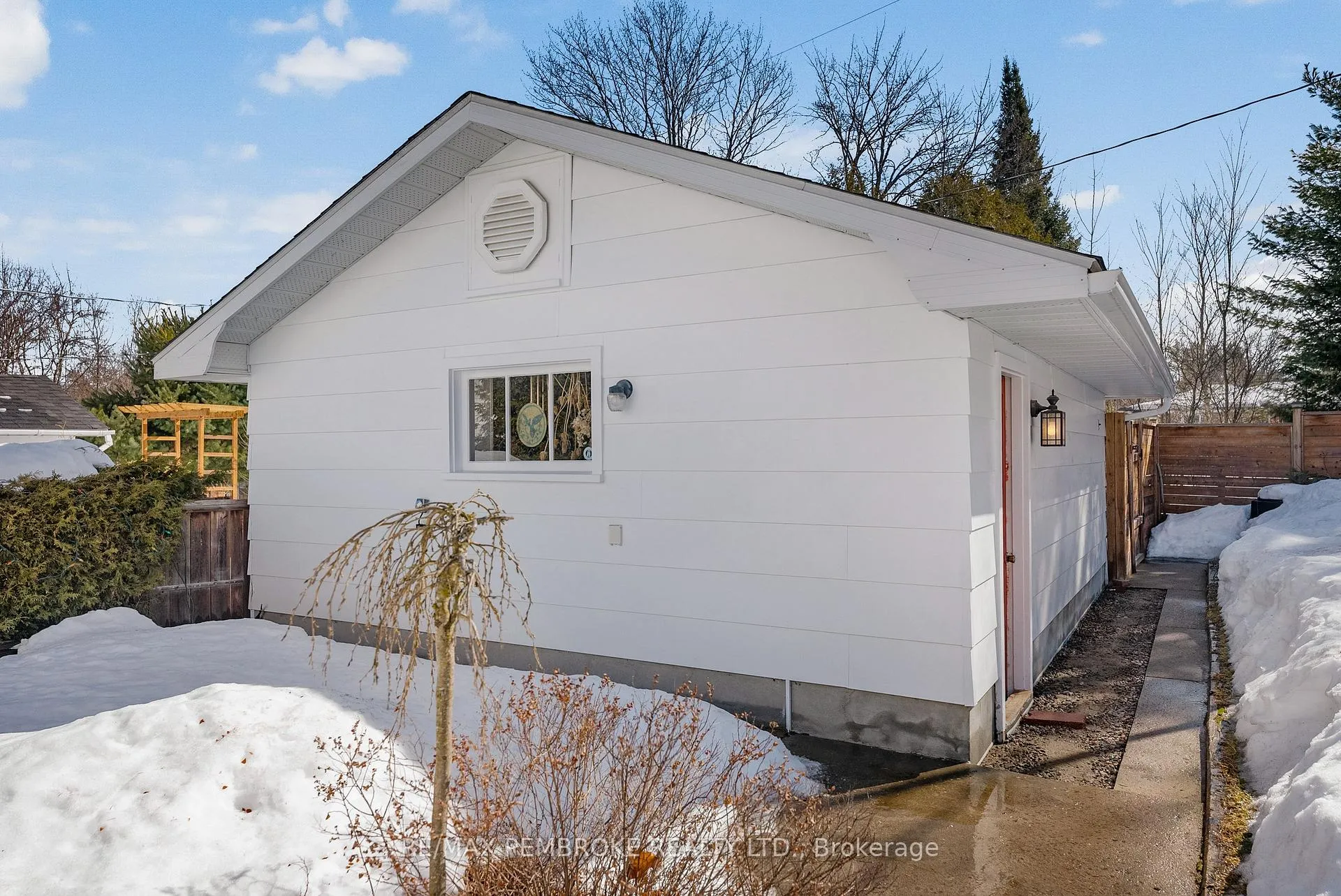 Photo 41 of 28 Le Caron Street, Deep River — HOMEH