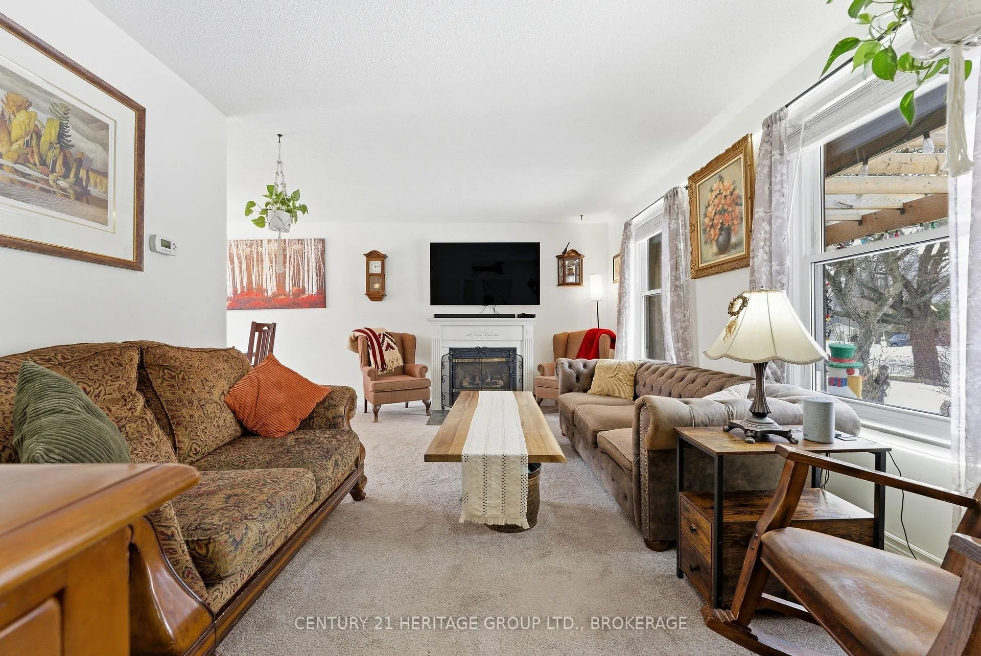Photo 8 of 205 Keewatin Street, Oshawa, Donevan — HOMEH