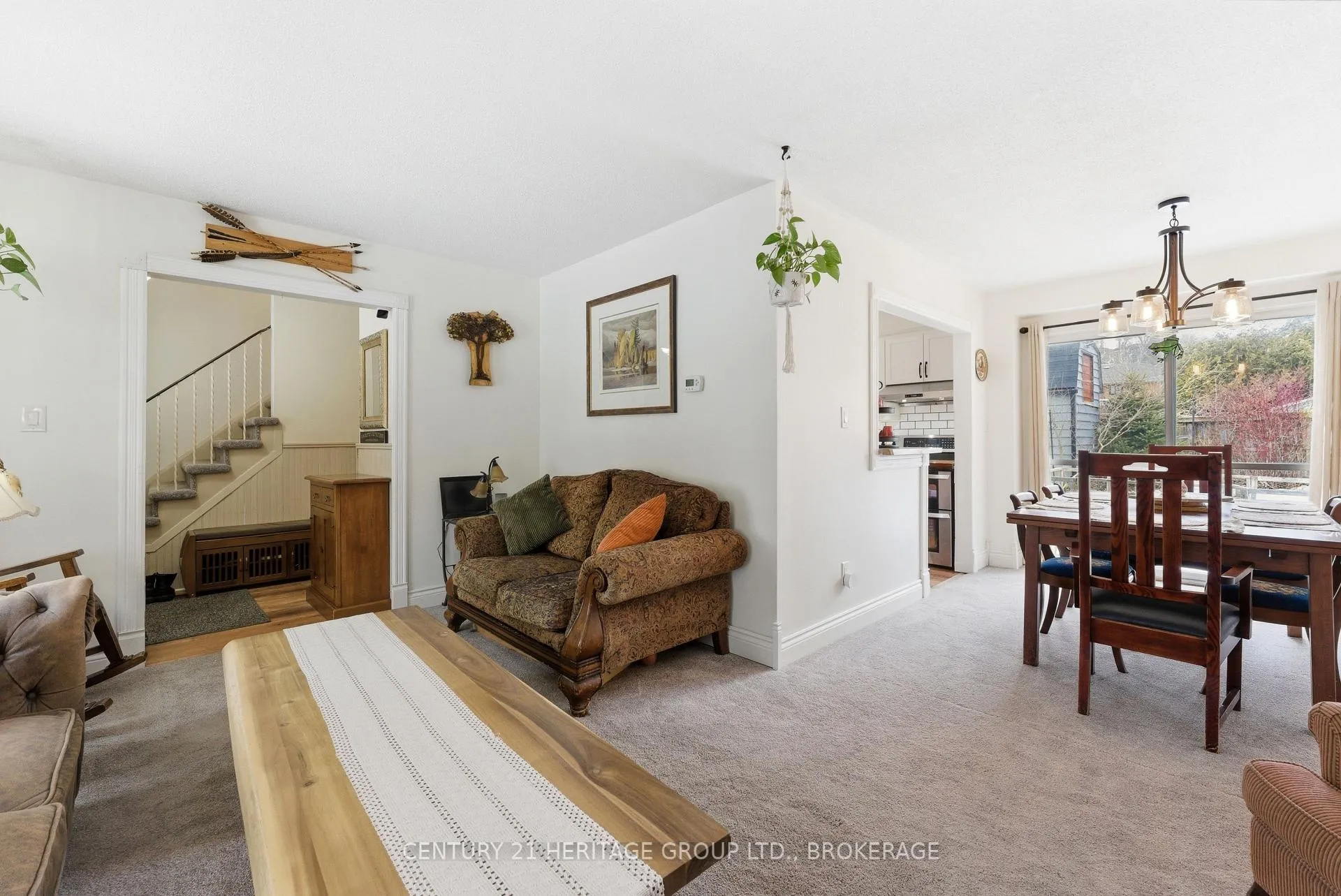 Photo 12 of 205 Keewatin Street, Oshawa, Donevan — HOMEH