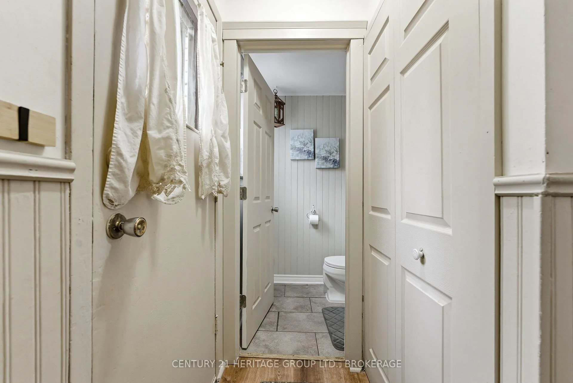Photo 21 of 205 Keewatin Street, Oshawa, Donevan — HOMEH