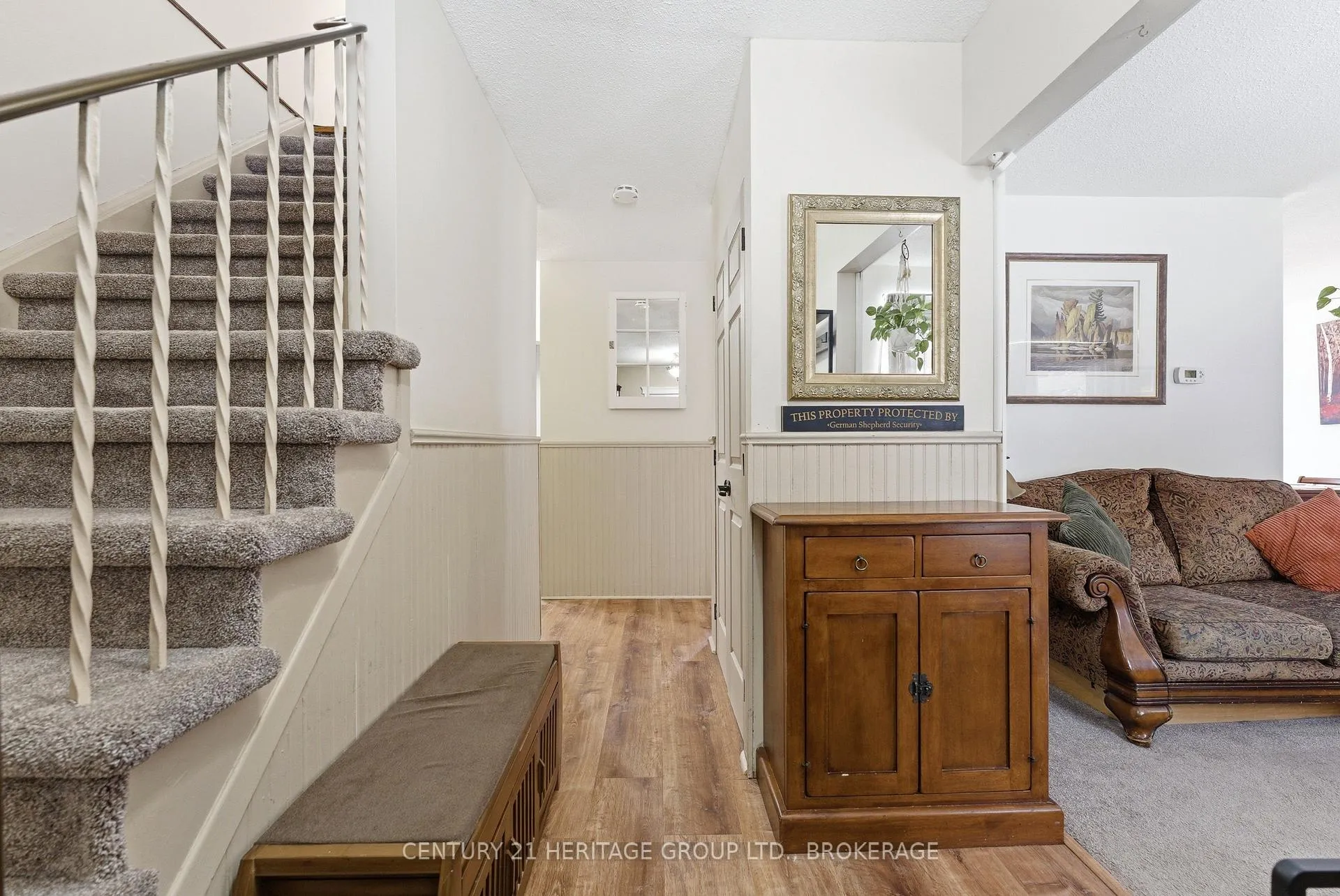Photo 22 of 205 Keewatin Street, Oshawa, Donevan — HOMEH