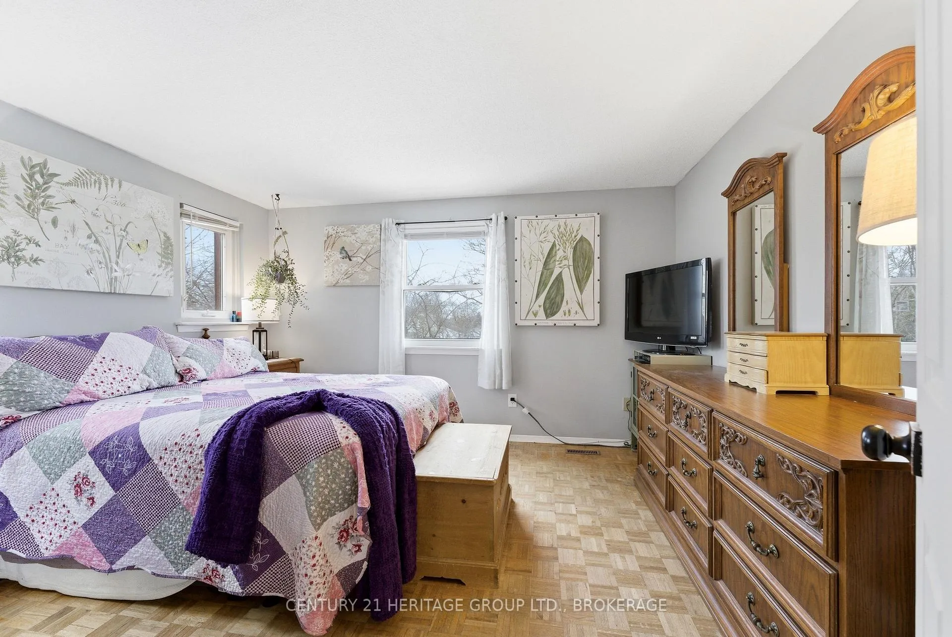 Photo 28 of 205 Keewatin Street, Oshawa, Donevan — HOMEH