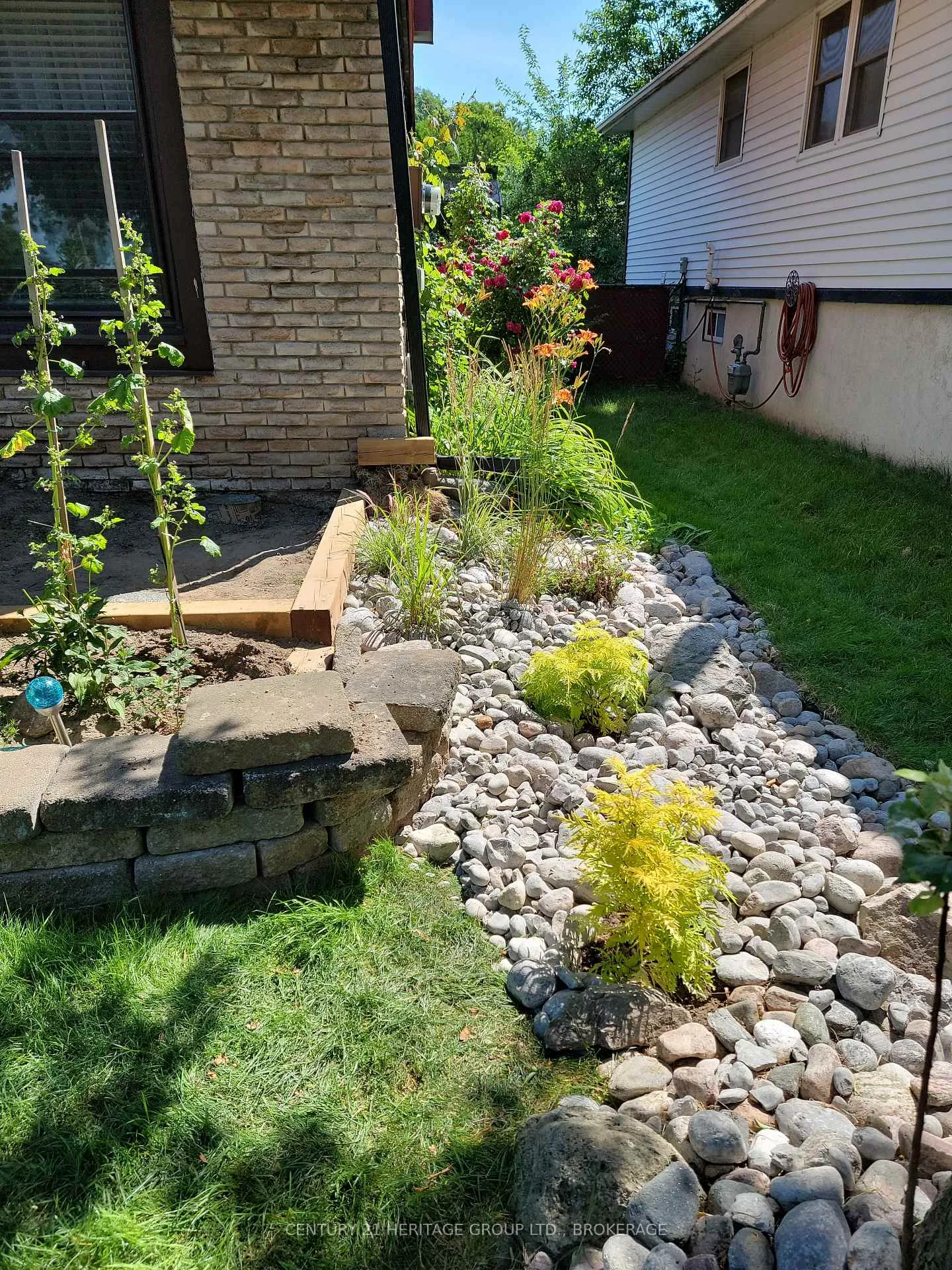 Photo 44 of 205 Keewatin Street, Oshawa, Donevan — HOMEH
