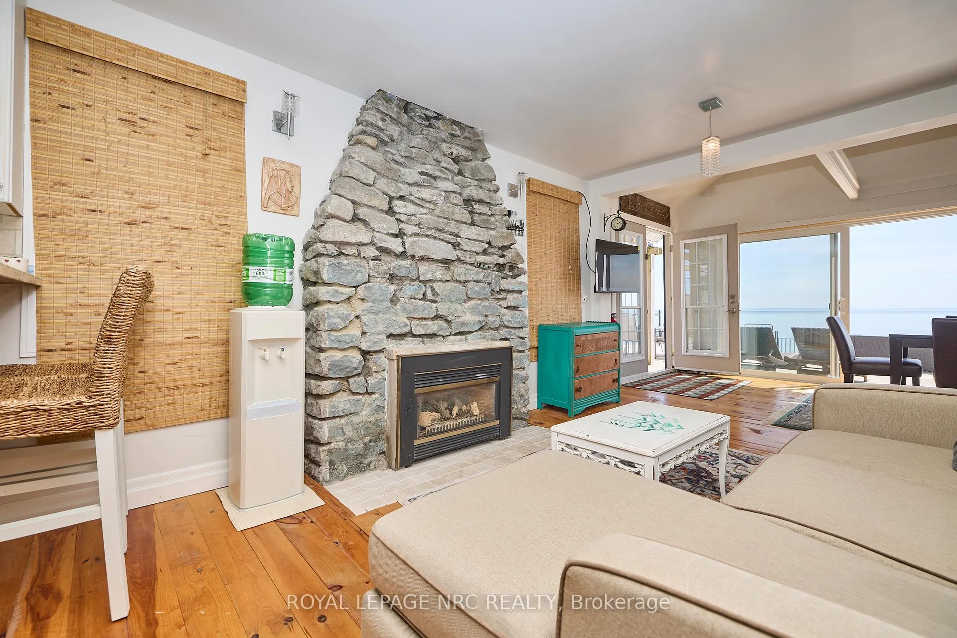 Photo 8 of 11851 Lakeshore Road, Wainfleet, Lakeshore — HOMEH