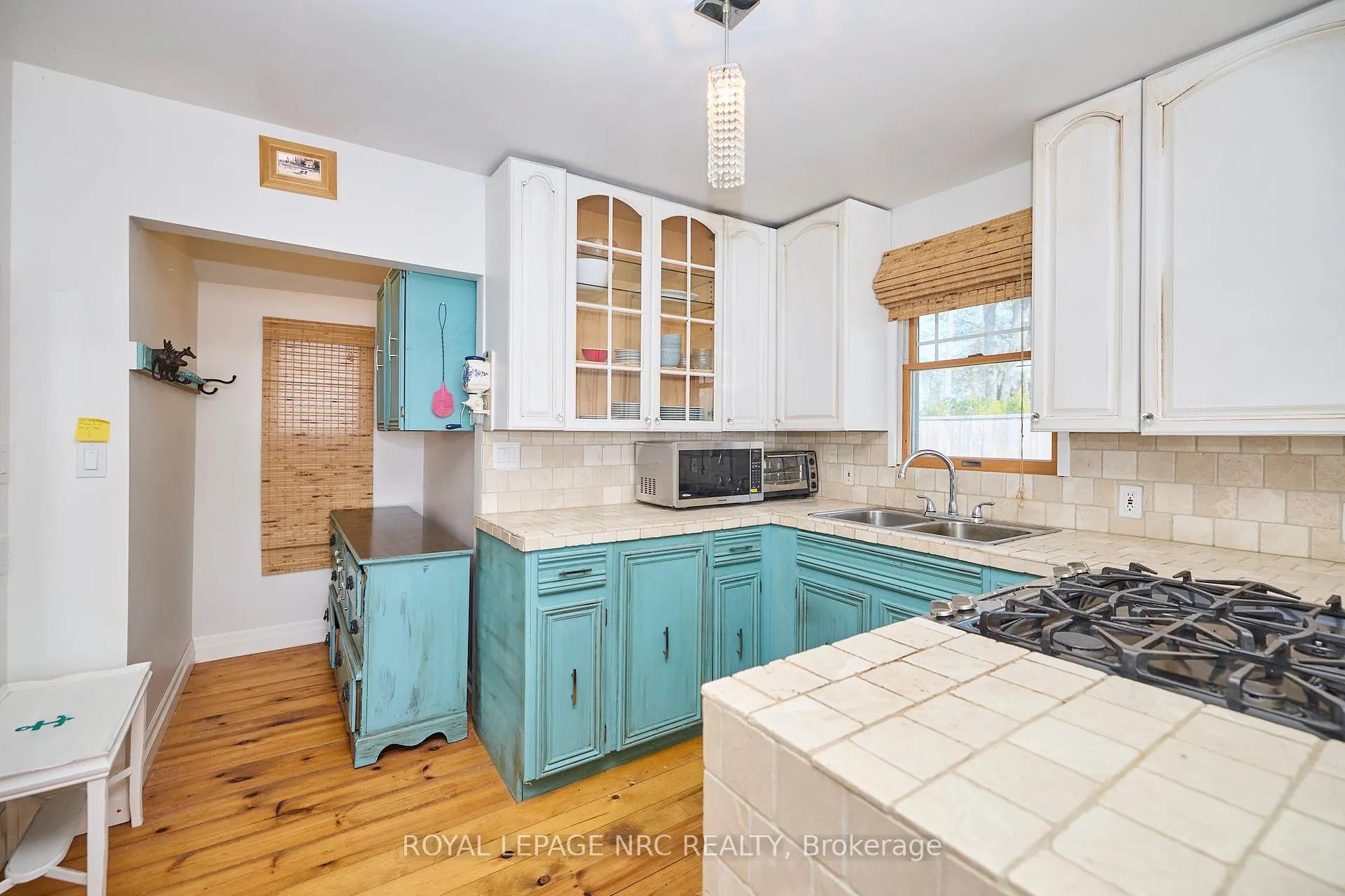 Photo 11 of 11851 Lakeshore Road, Wainfleet, Lakeshore — HOMEH