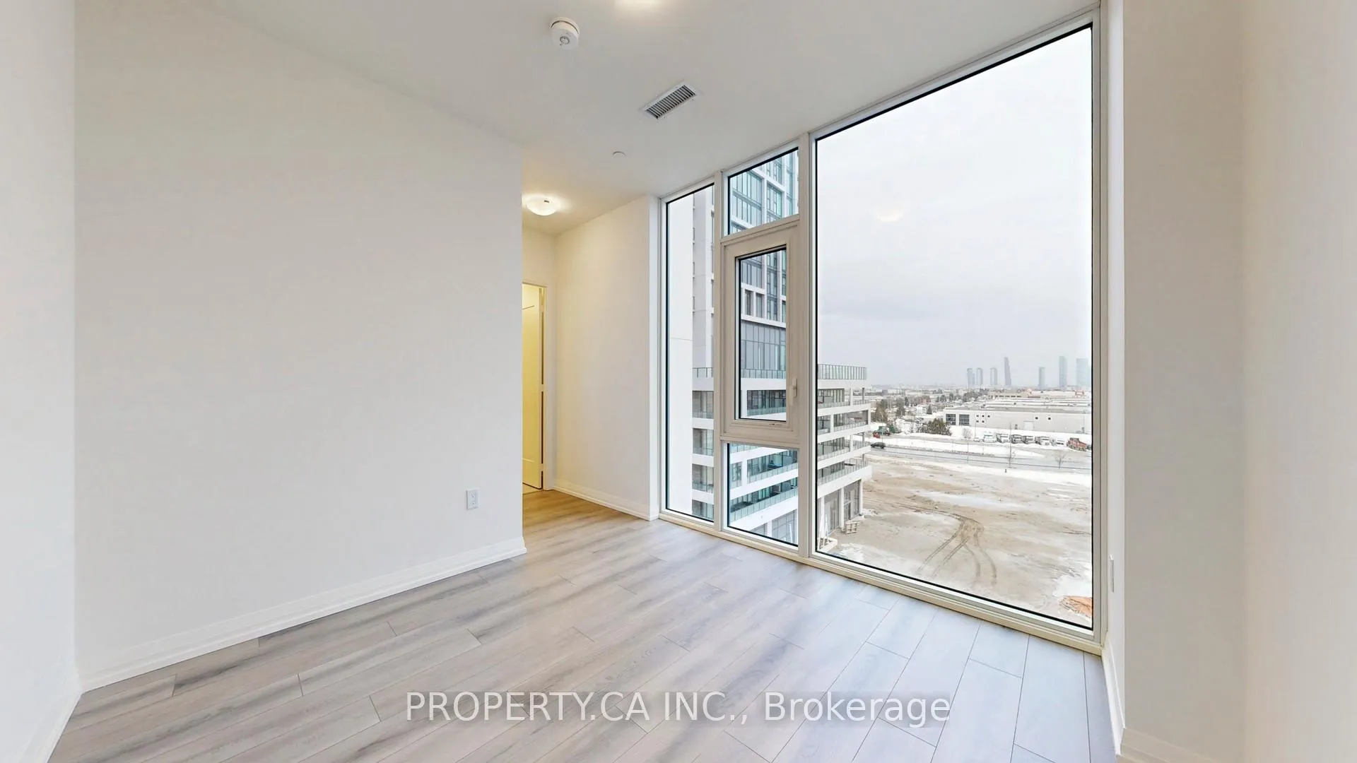 Photo 25 of Unit 607, 27 Korda Gate, Vaughan, Vellore Village — HOMEH