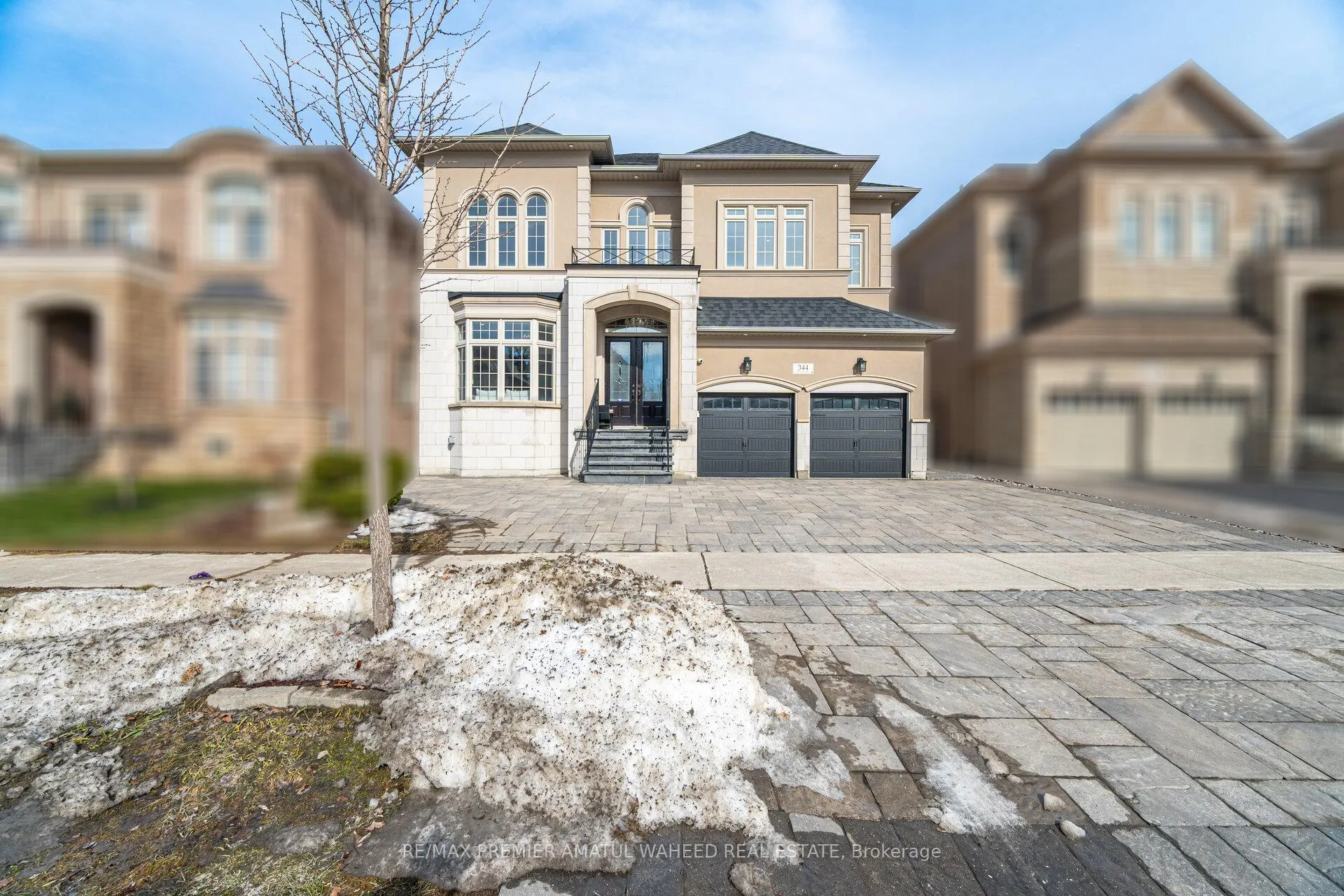 Photo 3 of 344 Stanton Avenue, Vaughan, Vellore Village — HOMEH