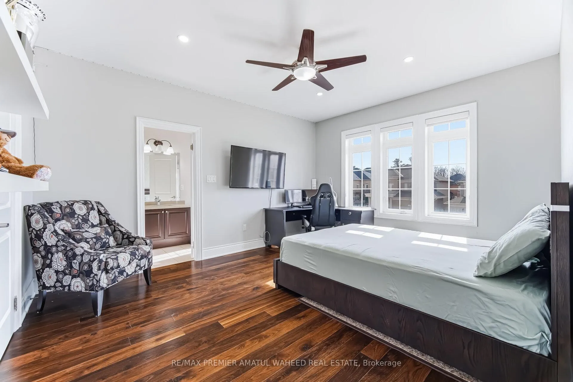 Photo 28 of 344 Stanton Avenue, Vaughan, Vellore Village — HOMEH