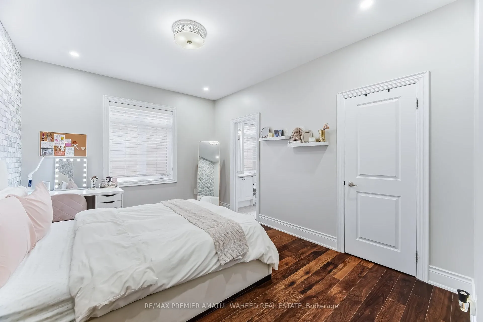Photo 31 of 344 Stanton Avenue, Vaughan, Vellore Village — HOMEH