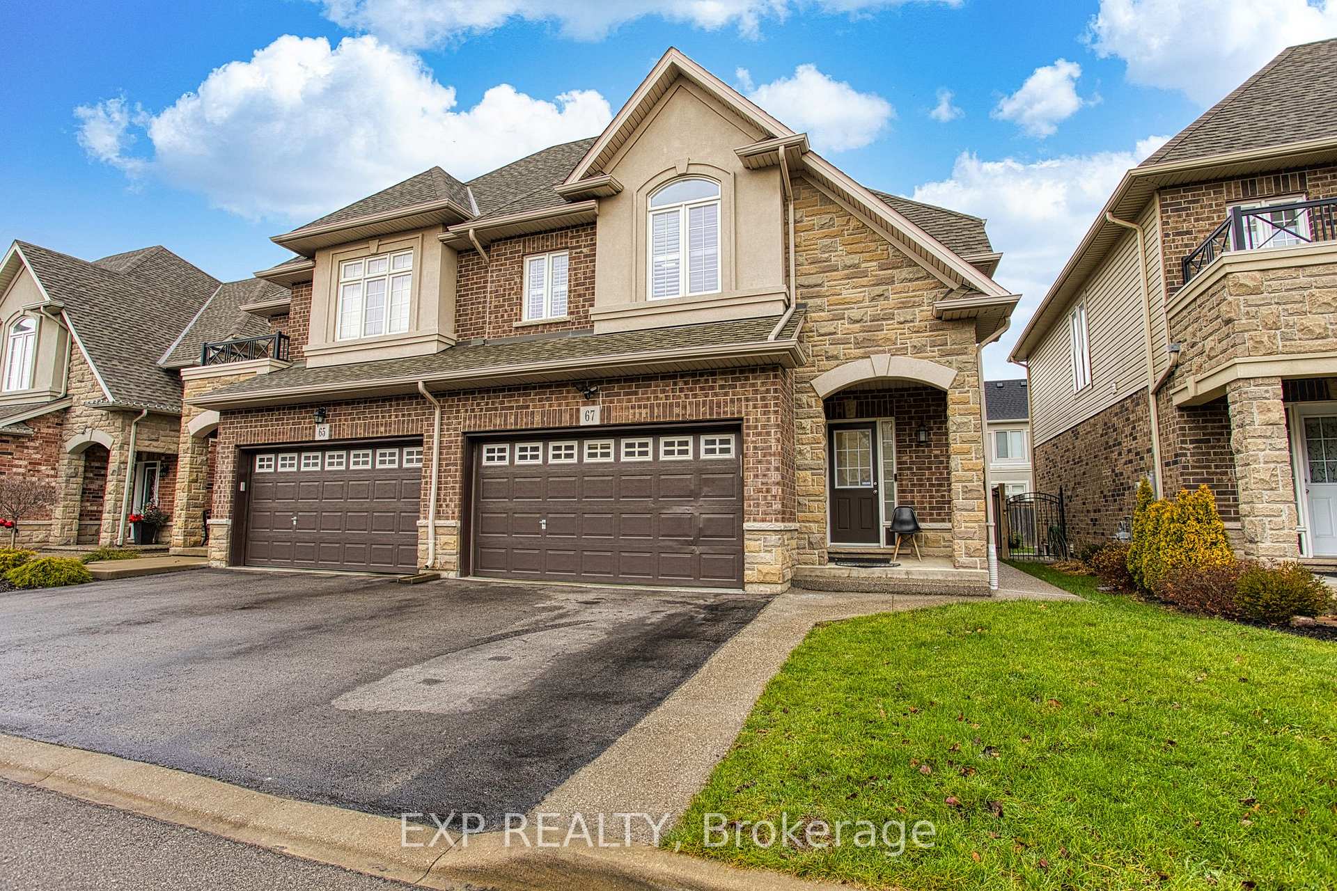 Photo 3 of 67 Padua Crescent, Hamilton, Lakeshore — HOMEH