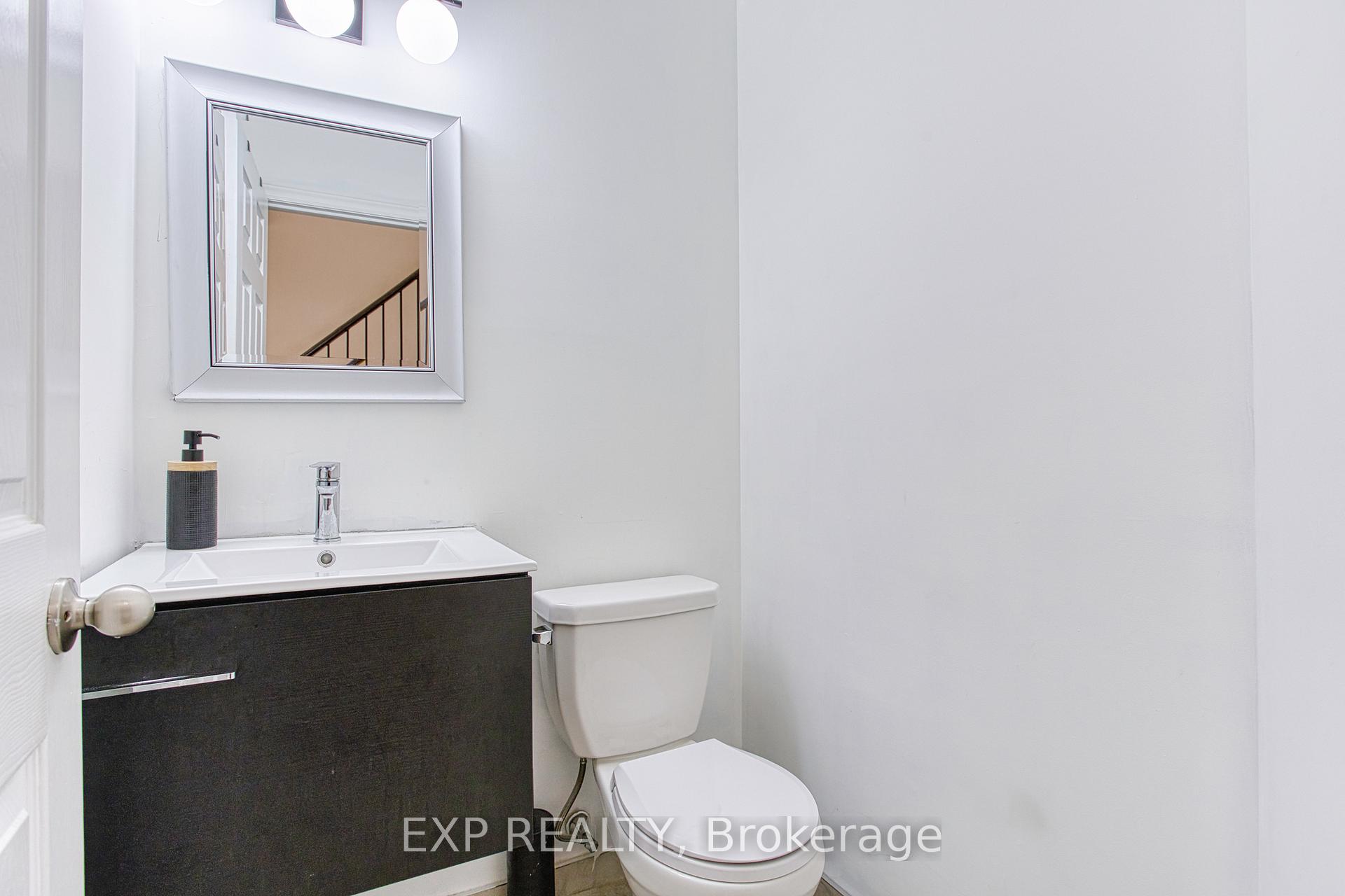 Photo 8 of 67 Padua Crescent, Hamilton, Lakeshore — HOMEH