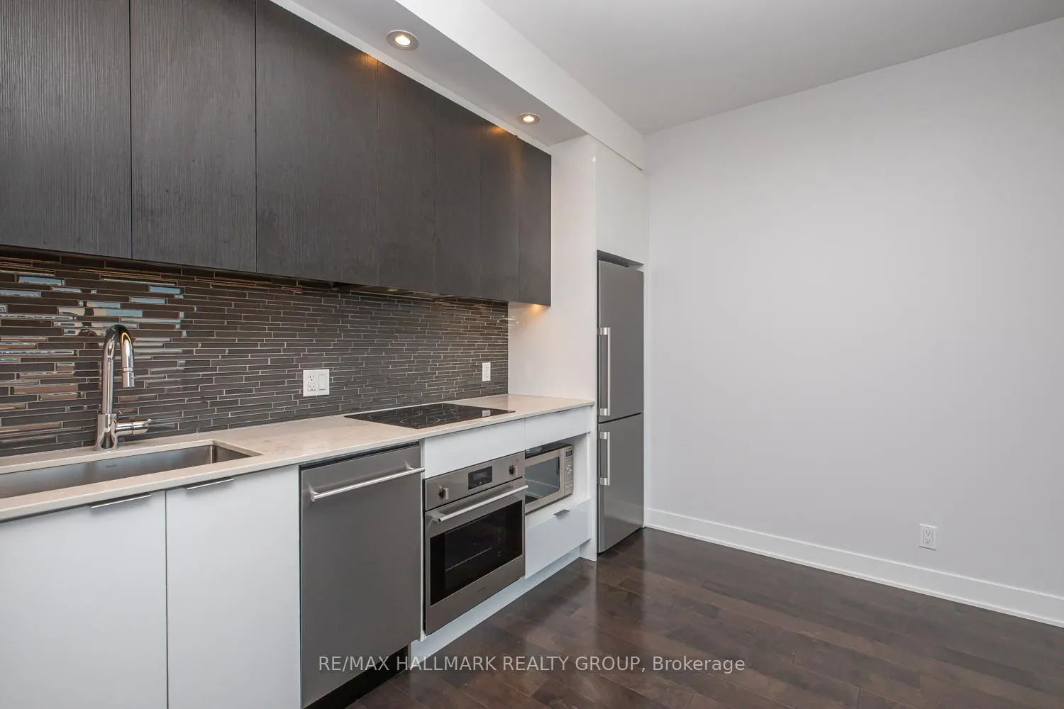 Photo 8 of Unit 1905, 20 Daly Avenue, Ottawa, Sandy Hill — HOMEH
