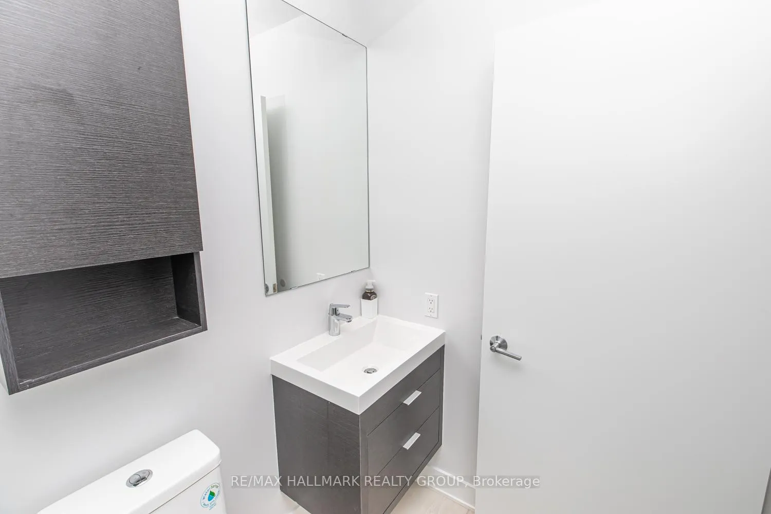 Photo 13 of Unit 1905, 20 Daly Avenue, Ottawa, Sandy Hill — HOMEH