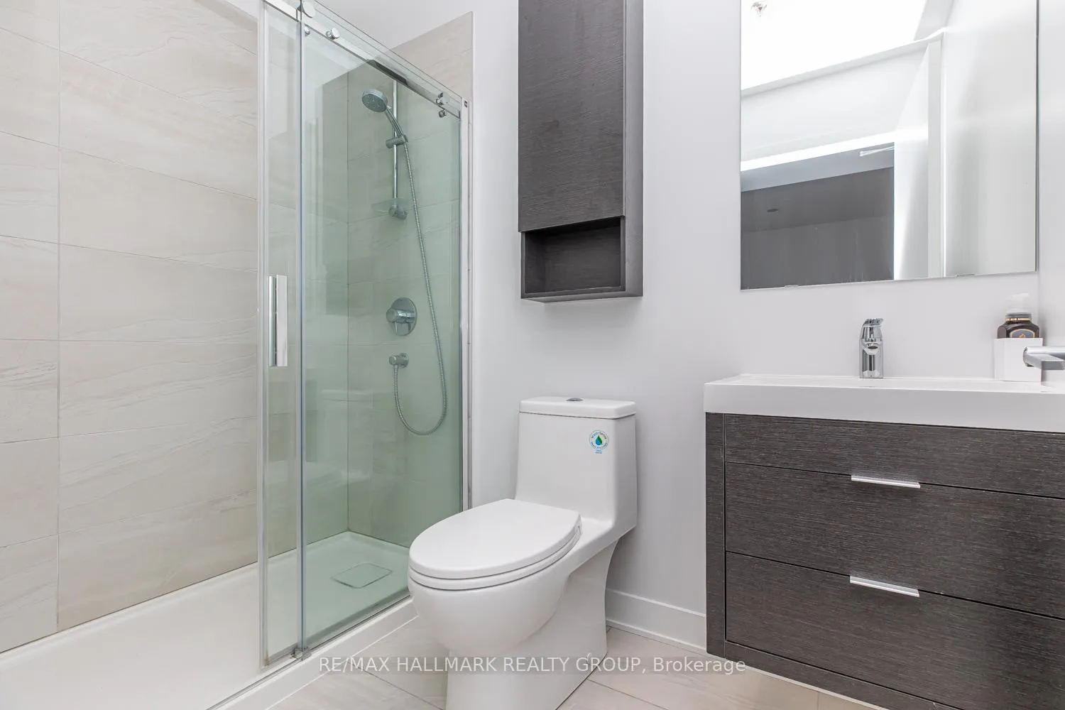 Photo 14 of Unit 1905, 20 Daly Avenue, Ottawa, Sandy Hill — HOMEH