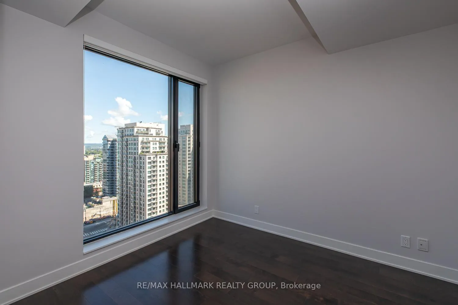 Photo 21 of Unit 1905, 20 Daly Avenue, Ottawa, Sandy Hill — HOMEH
