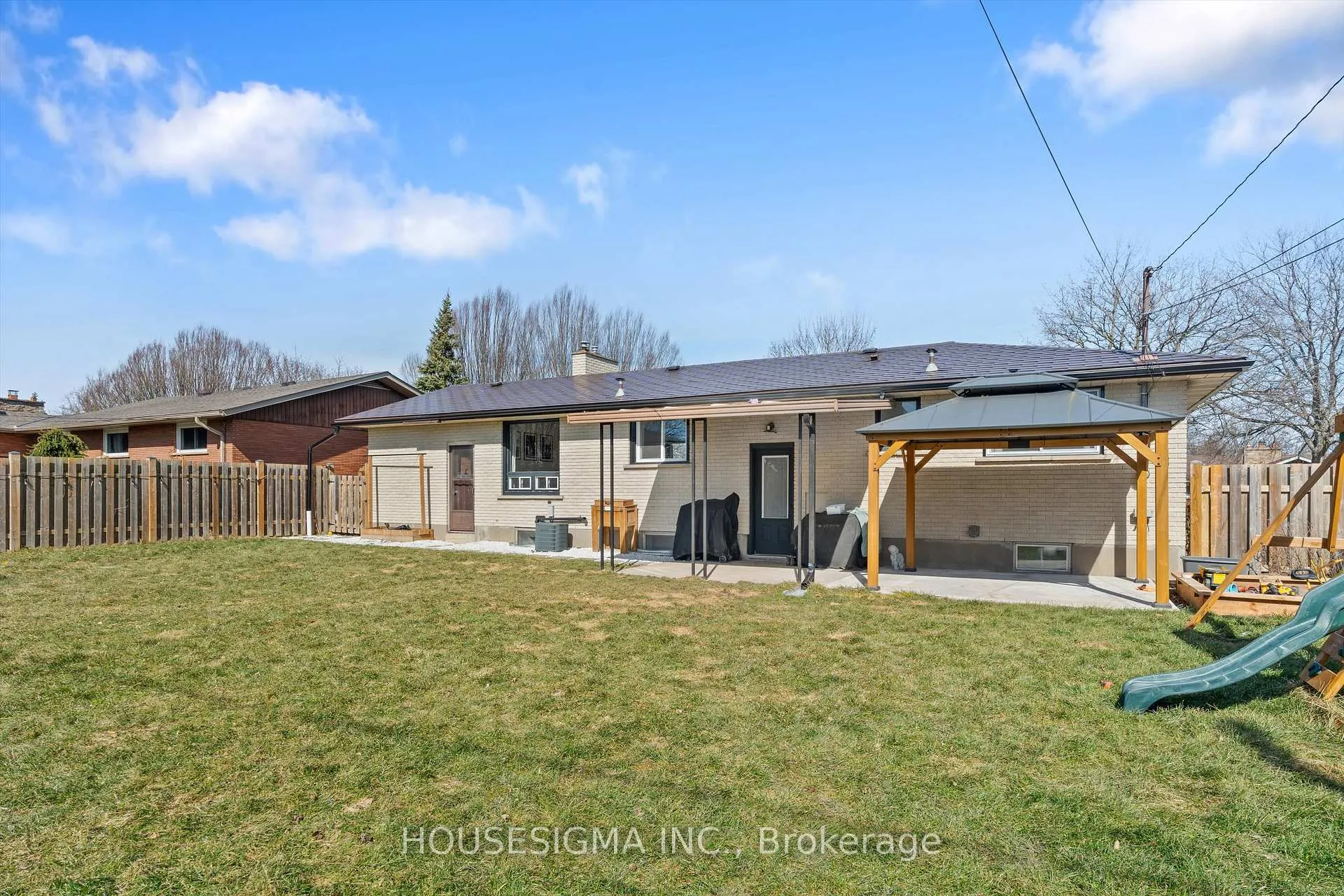 Photo 37 of 26 Caithness Drive, Welland, Prince Charles — HOMEH