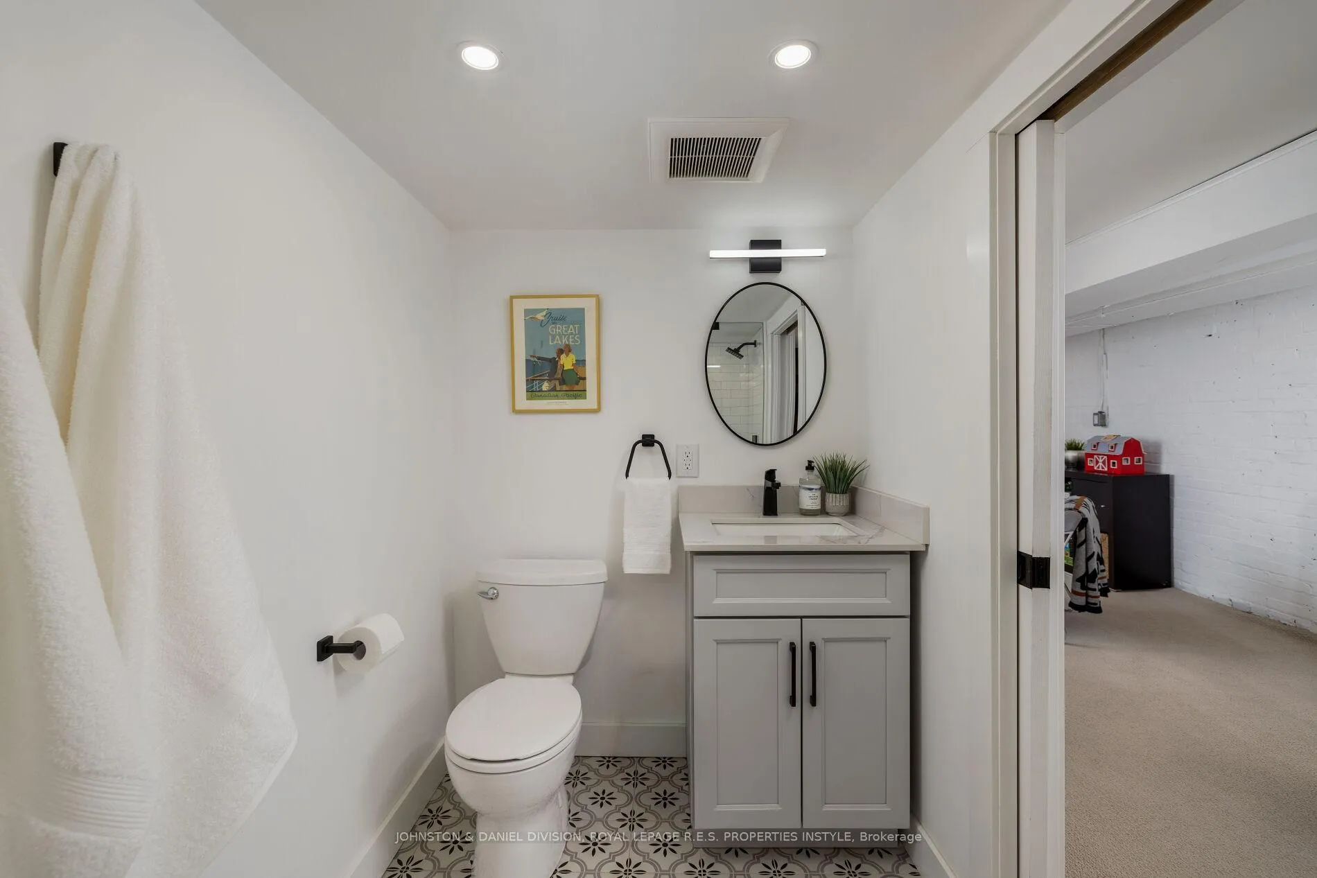 Photo 48 of 57 Duvernet Avenue, Toronto, Woodbine Corridor — HOMEH