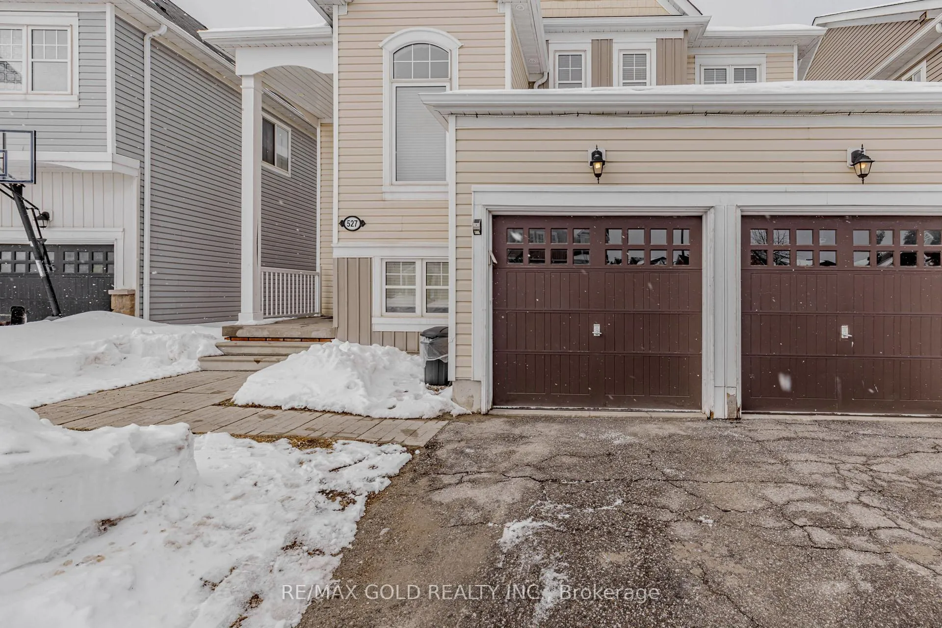 Photo 2 of 527 Wansbrough Way, Shelburne — HOMEH