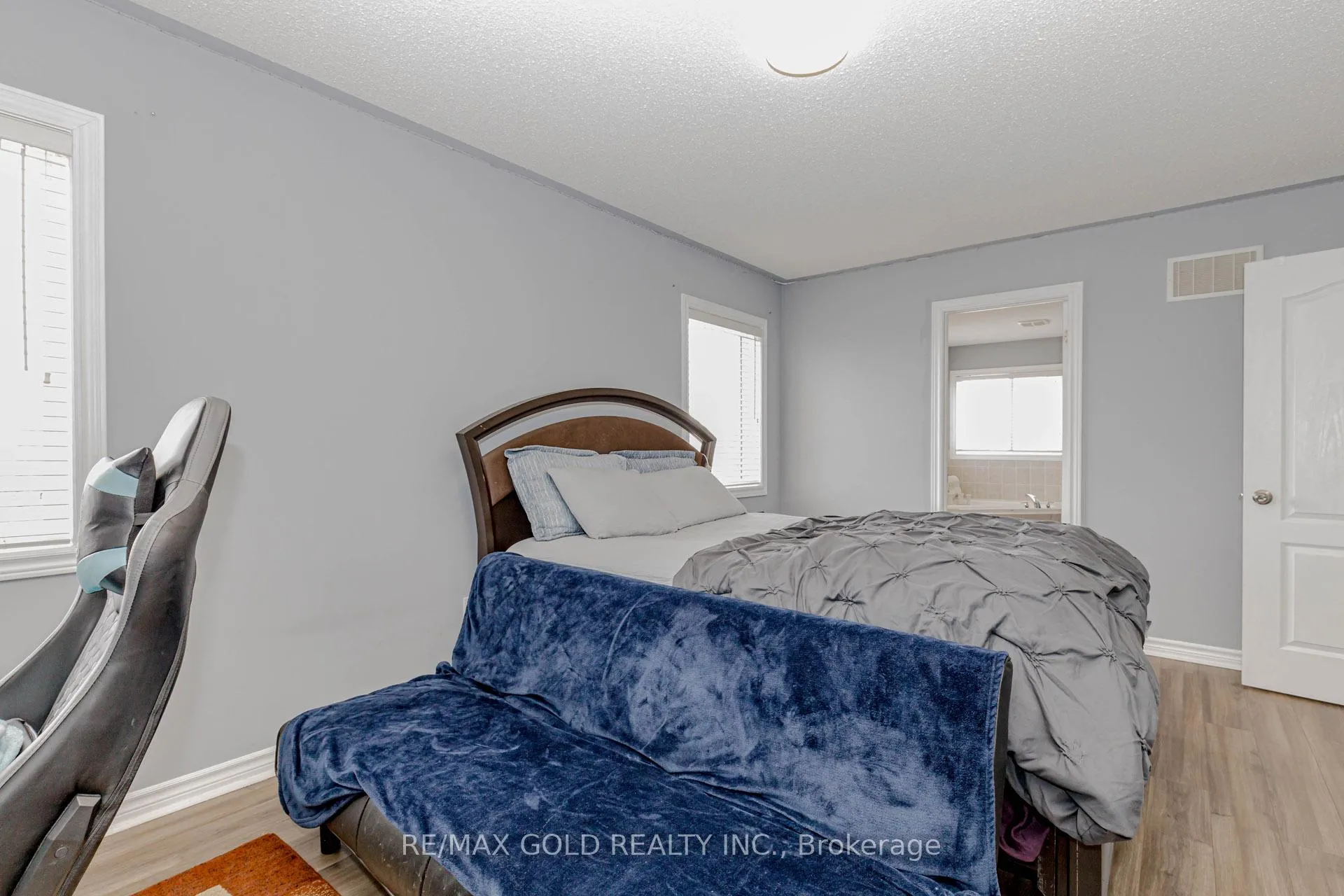 Photo 17 of 527 Wansbrough Way, Shelburne — HOMEH