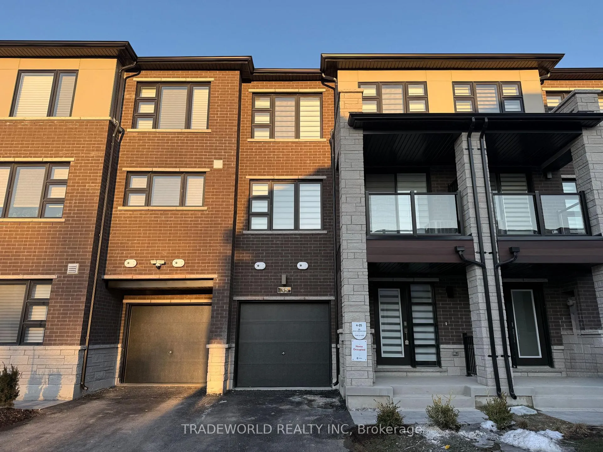 Photo 1 of 35 John Canning Way, Markham, Unionville — HOMEH