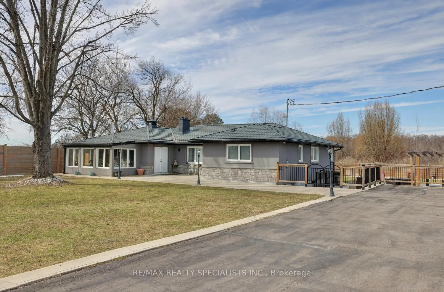 Photo 2 of 1181 Lower Base Line E, Milton, Rural Trafalgar — HOMEH