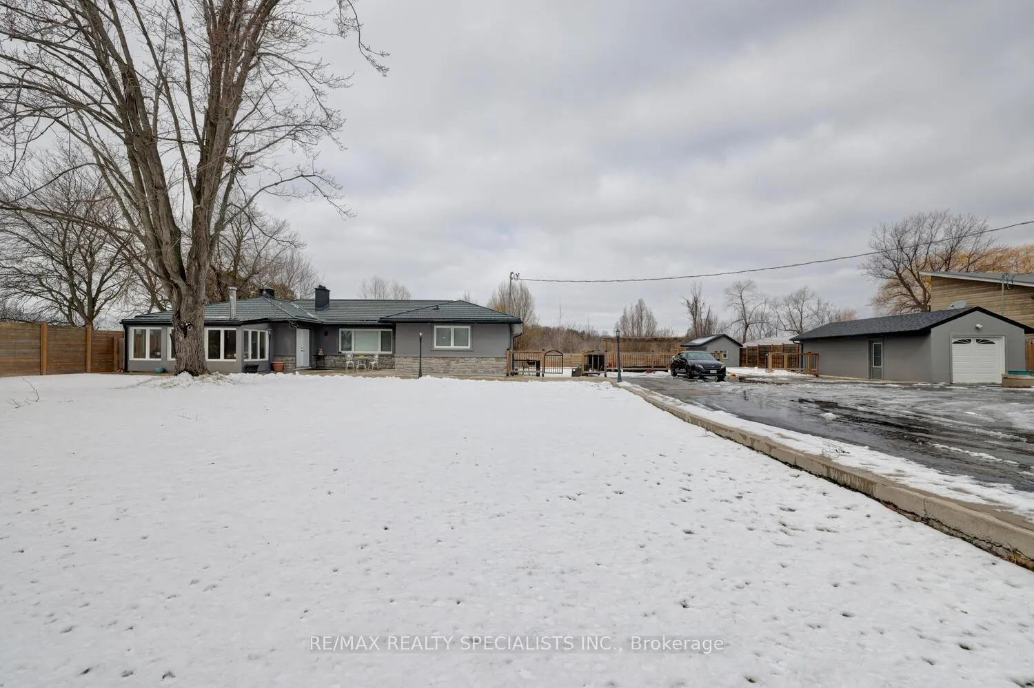 Photo 53 of 1181 Lower Base Line E, Milton, Rural Trafalgar — HOMEH