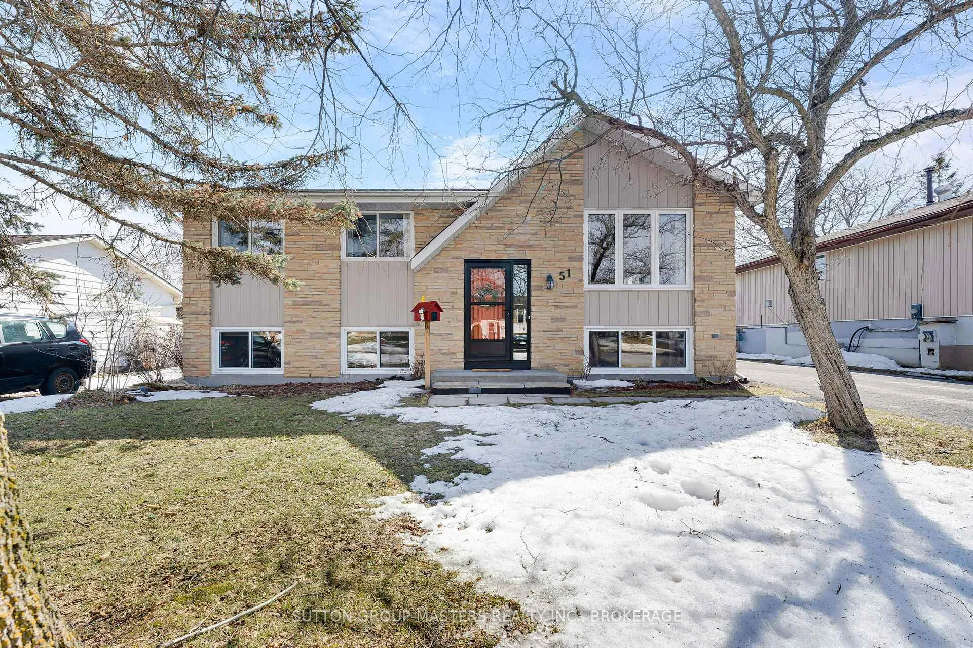 Photo 1 of 51 Mortensen Drive, Loyalist, Amherstview — HOMEH