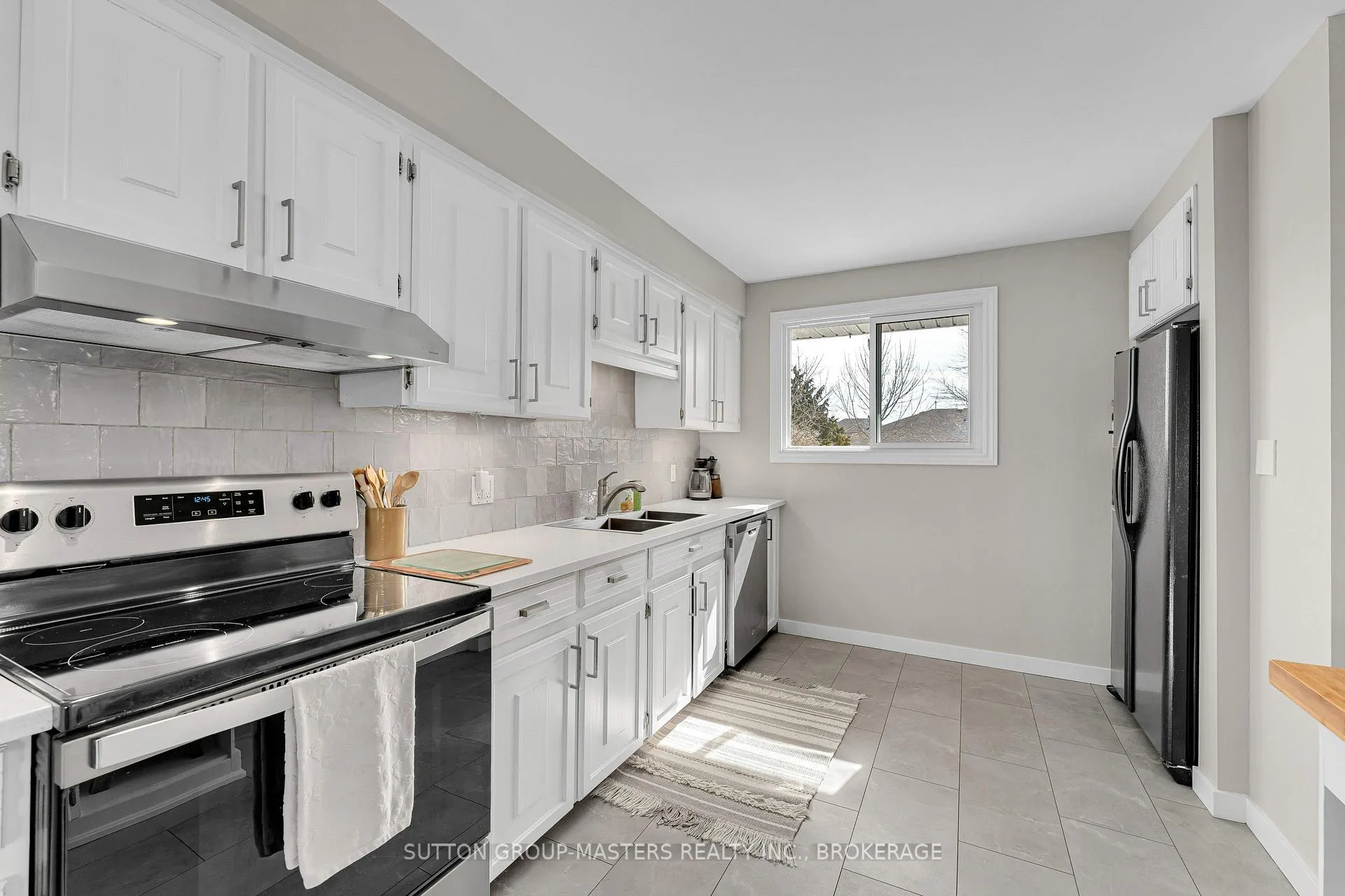 Photo 10 of 51 Mortensen Drive, Loyalist, Amherstview — HOMEH