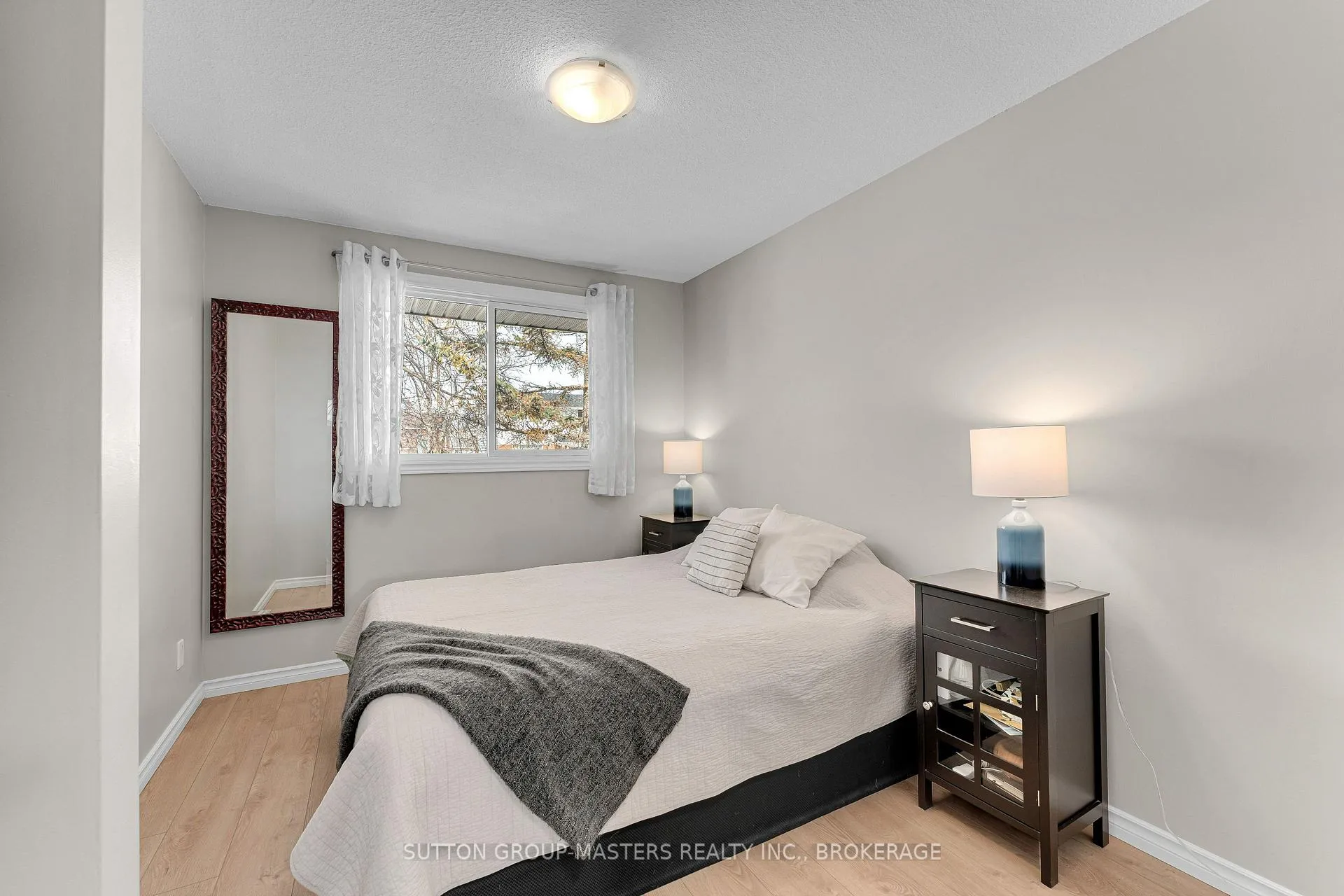 Photo 24 of 51 Mortensen Drive, Loyalist, Amherstview — HOMEH