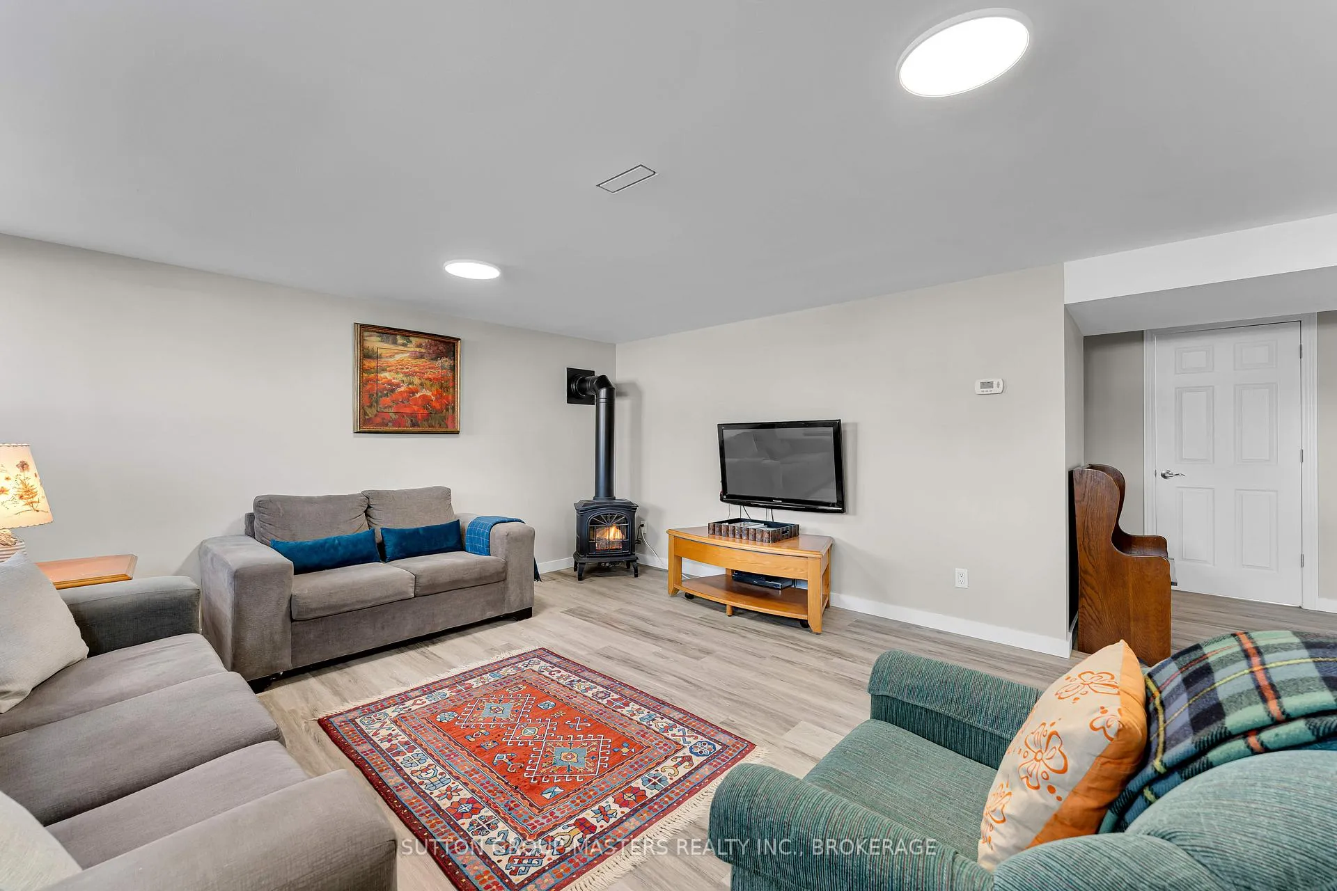 Photo 31 of 51 Mortensen Drive, Loyalist, Amherstview — HOMEH