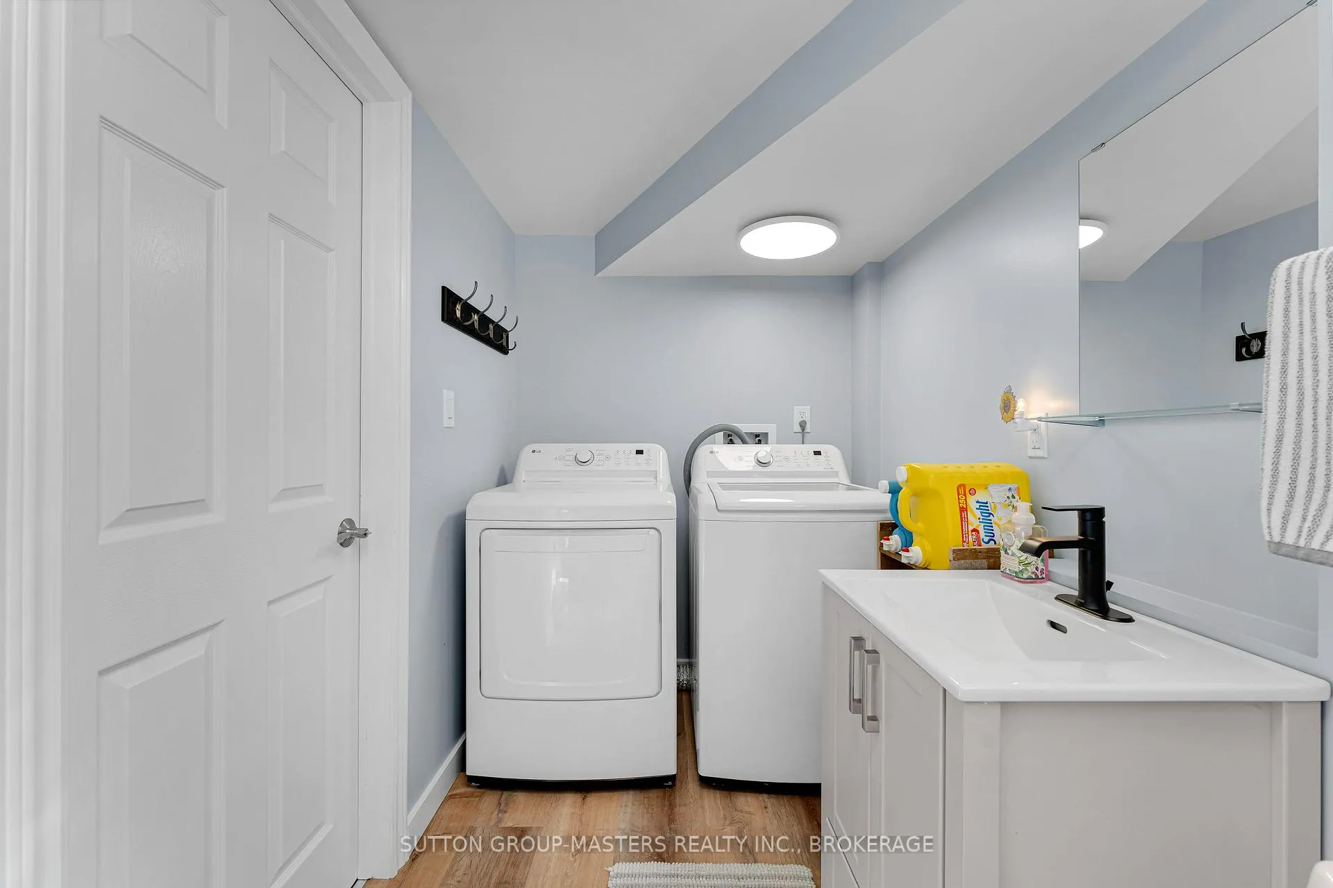 Photo 37 of 51 Mortensen Drive, Loyalist, Amherstview — HOMEH