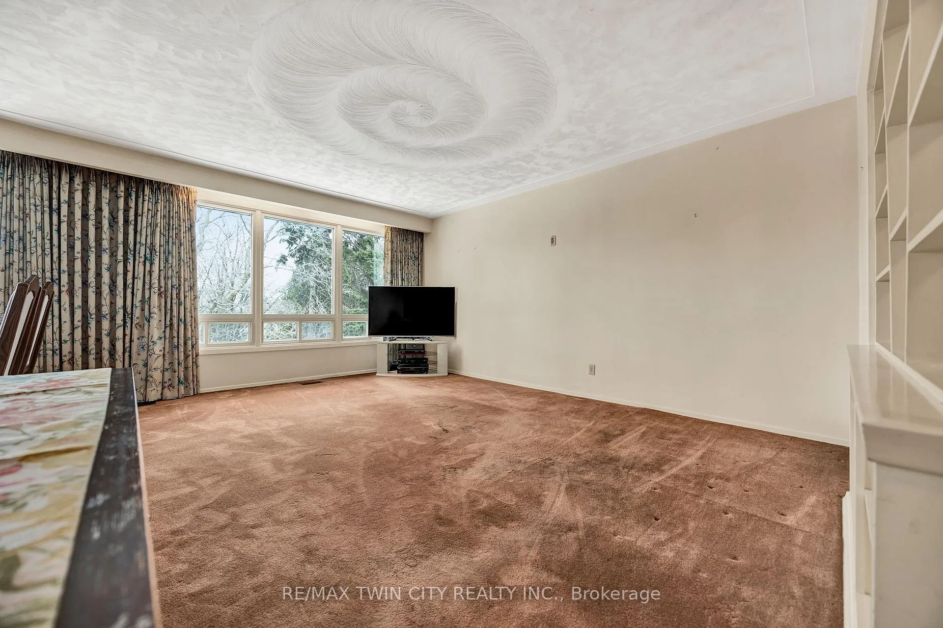 Photo 12 of 396 Fischer Hallman Road, Kitchener — HOMEH